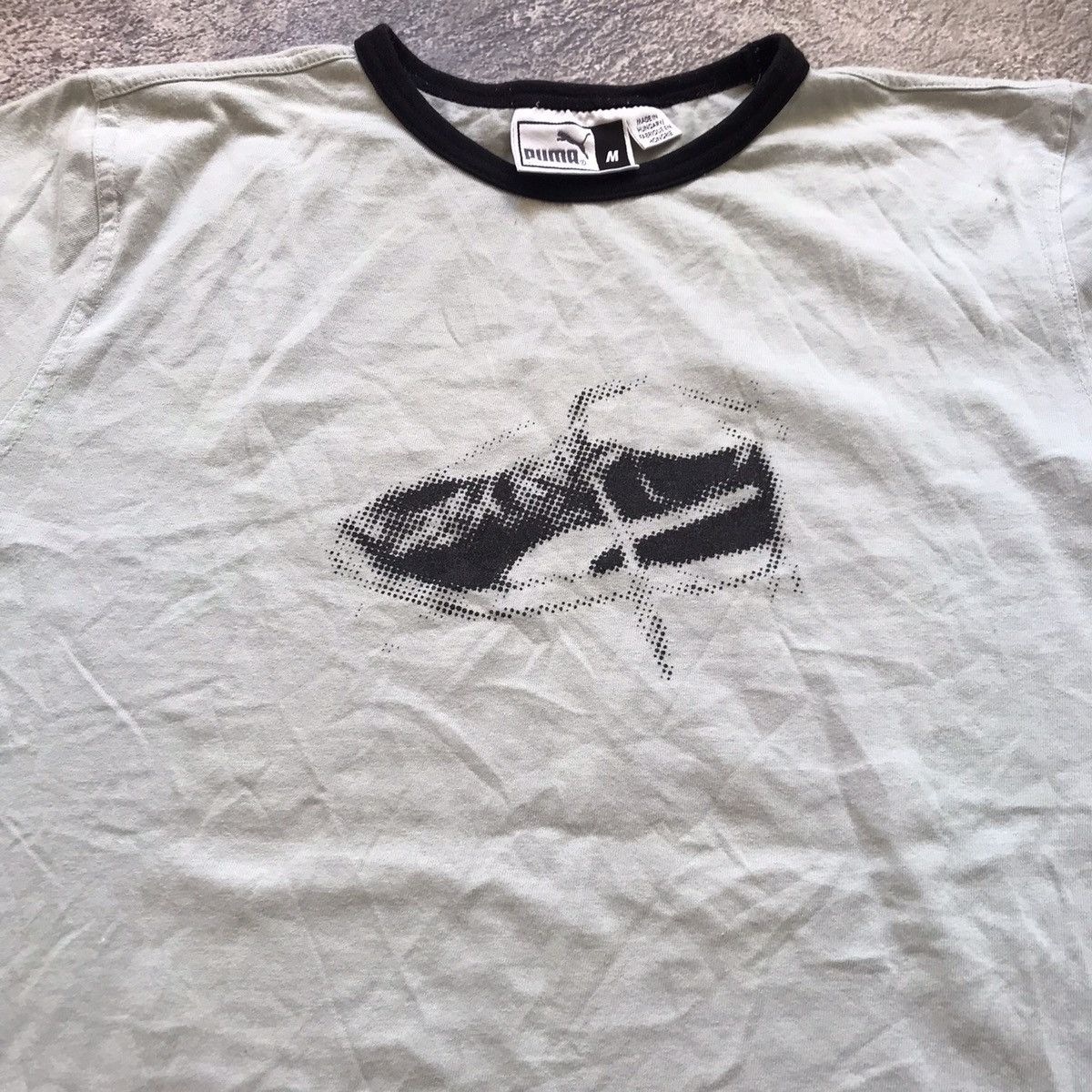 Vintage Vintage Y2K Puma Sneaker Graphic Tee Streetwear Washed M Size US M / EU 48-50 / 2 - 3 Thumbnail