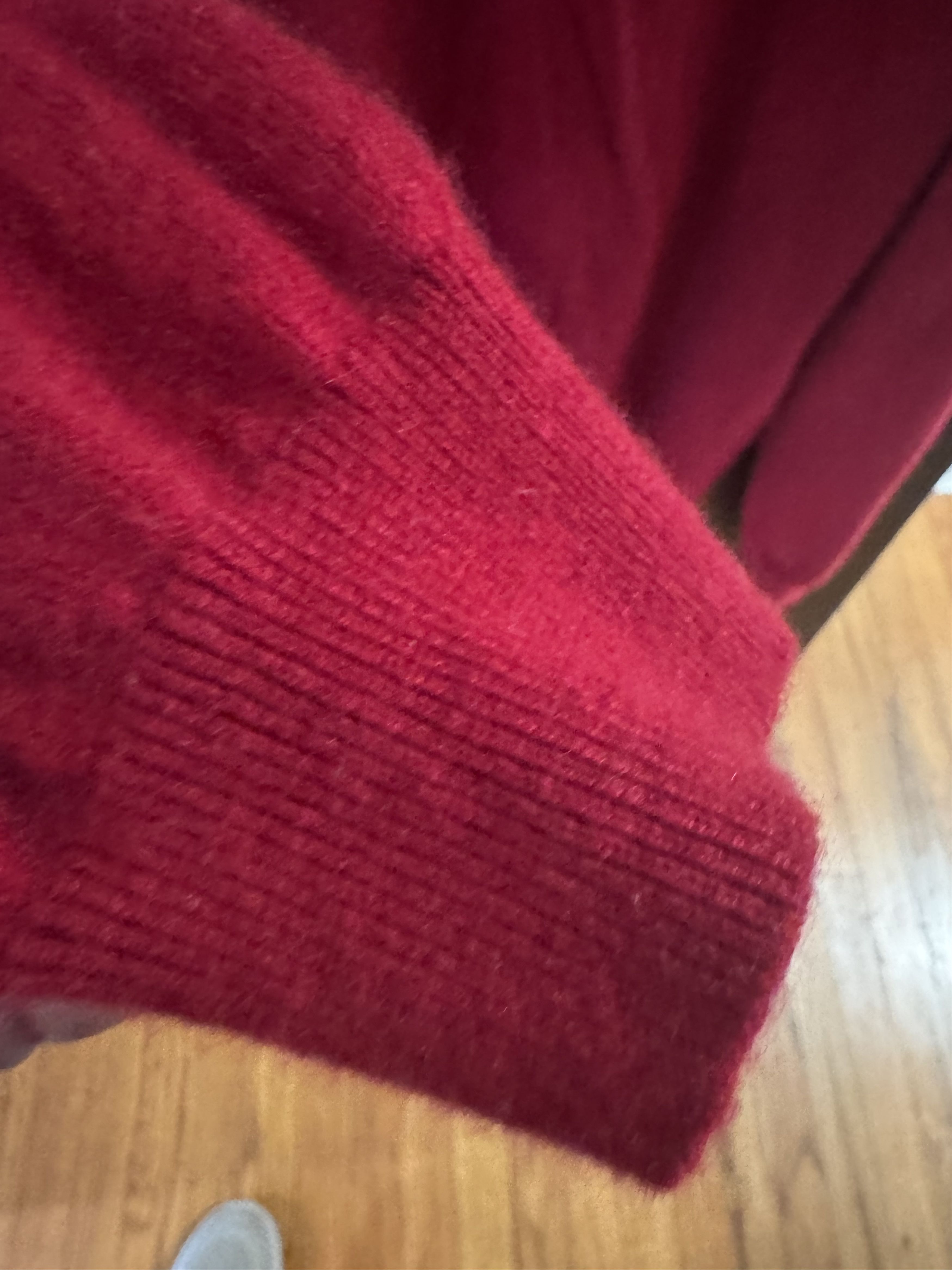Strenstroms Stenstroms Red Cashmere Sweater. US L Size US L / EU 52-54 / 3 - 5 Thumbnail