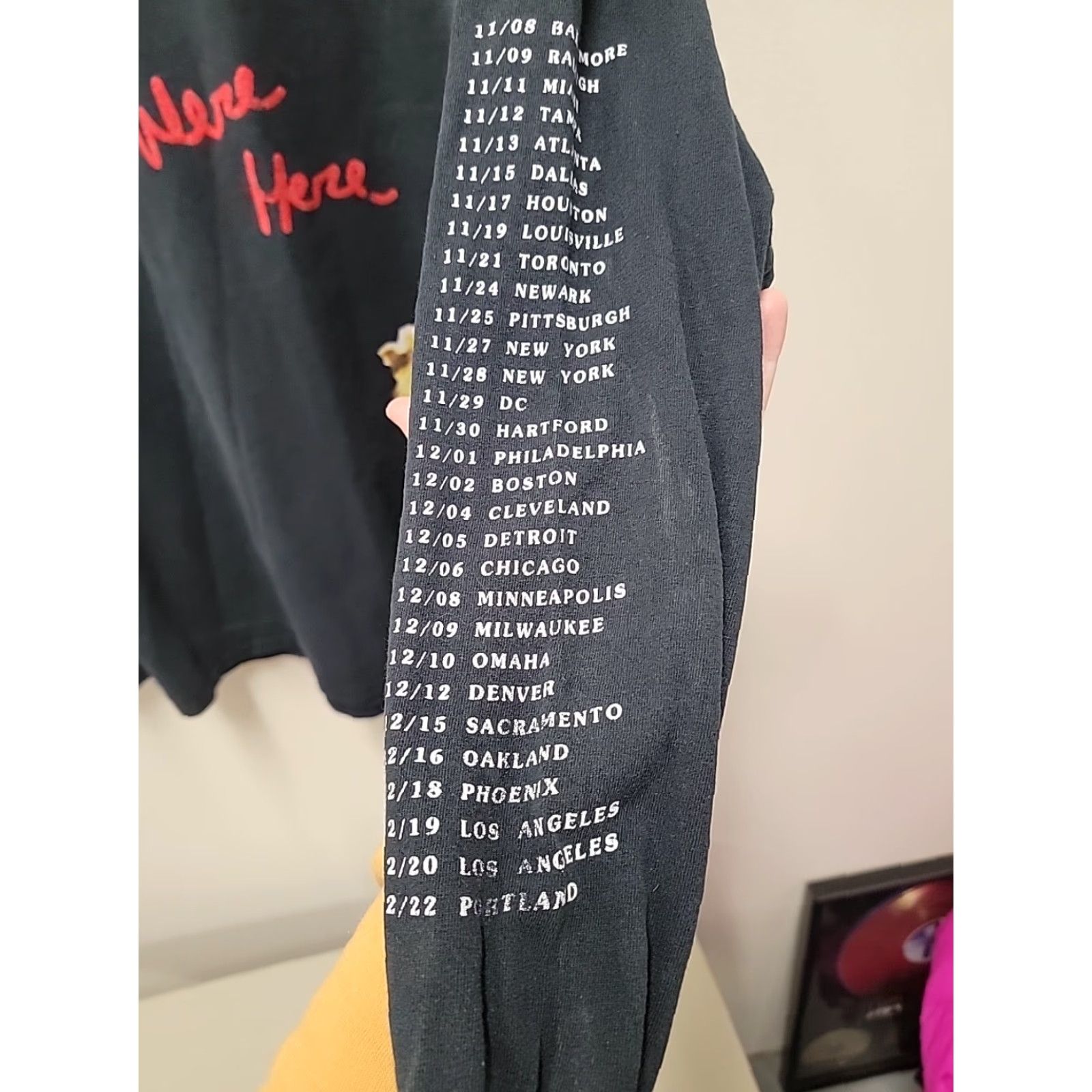 Travis Scott Travis Scott Astroworld Tour Wish You Were Here Men's M Black Graphic Tee Size US M / EU 48-50 / 2 - 7 Thumbnail