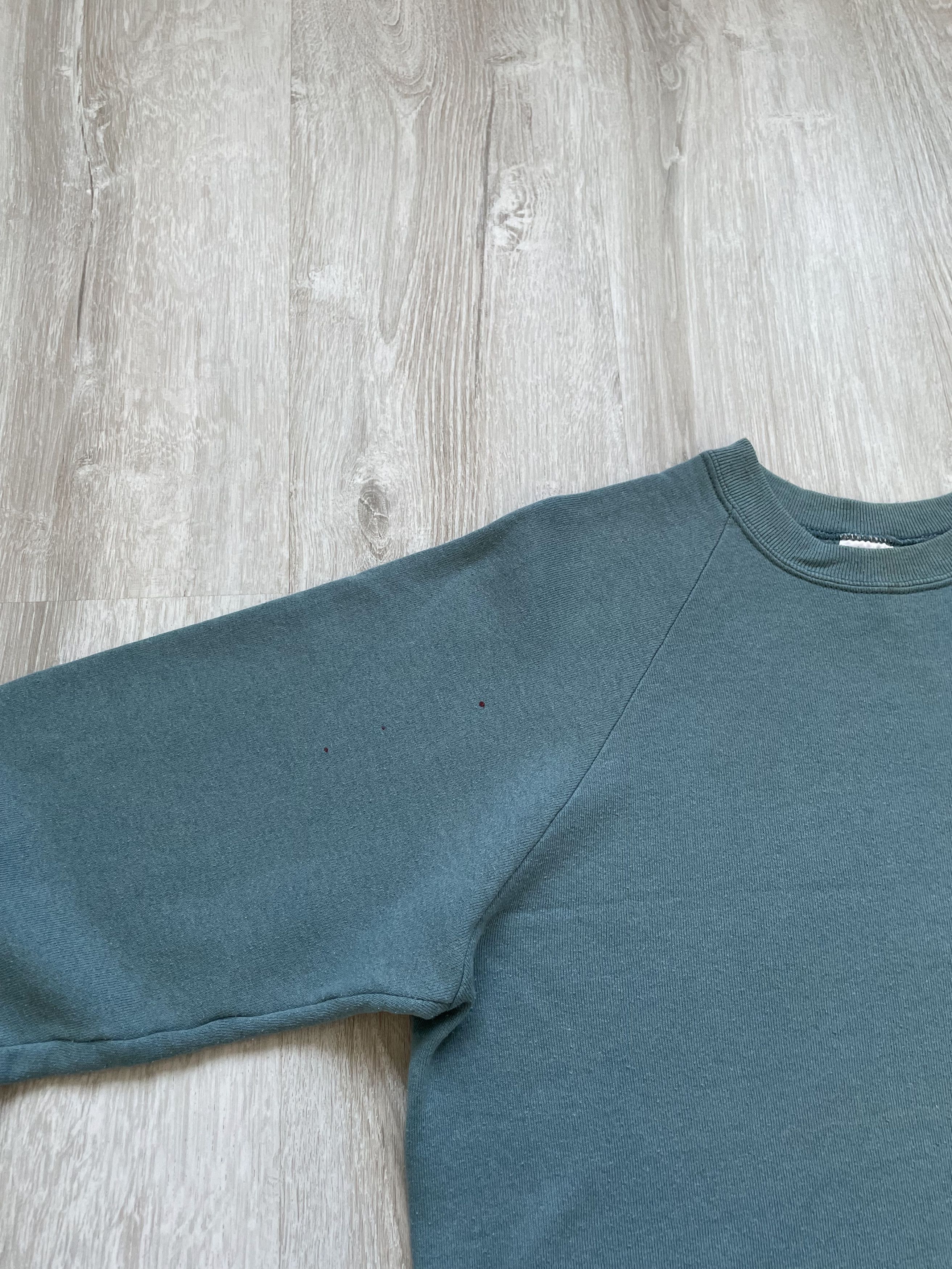 Vintage 90s Fruit Of The Loom Basic Sweatshirt Size US S / EU 44-46 / 1 - 2 Thumbnail