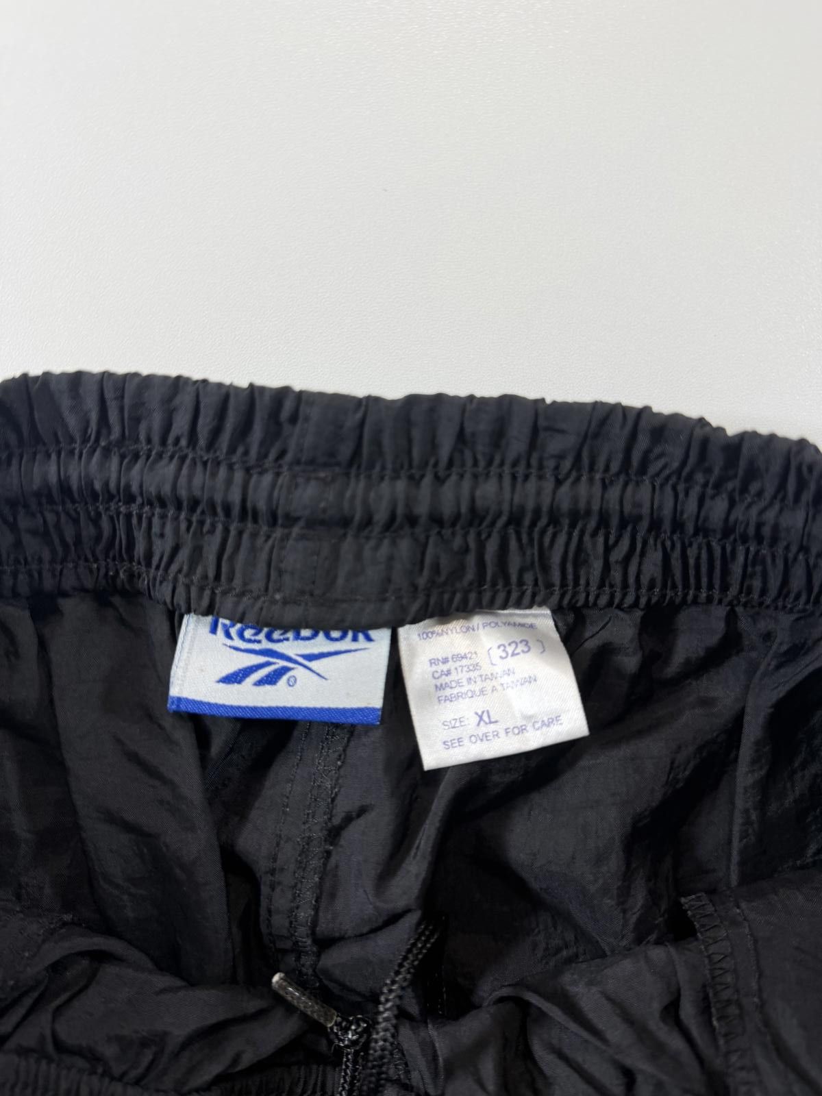 Reebok Reebok Black Athletic Shorts XL Size US 36 / EU 52 - 4 Thumbnail