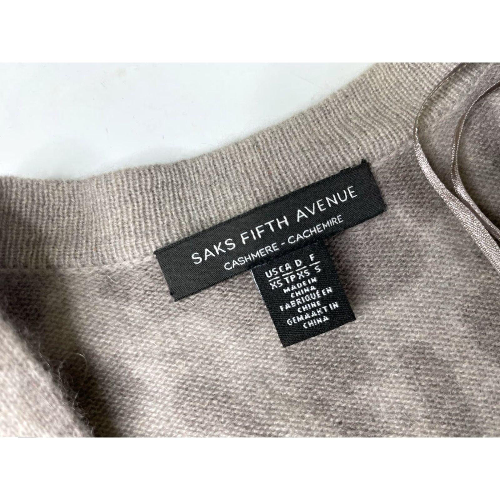 Saks Fifth Avenue Saks Fifth Avenue Sweater Cardigan Women XS Multicolor Cashmere Open Front Long Sleeve V-Neck Animal Print Knit Casual Womens Size XS / US 0-2 / IT 36-38 - 4 Thumbnail