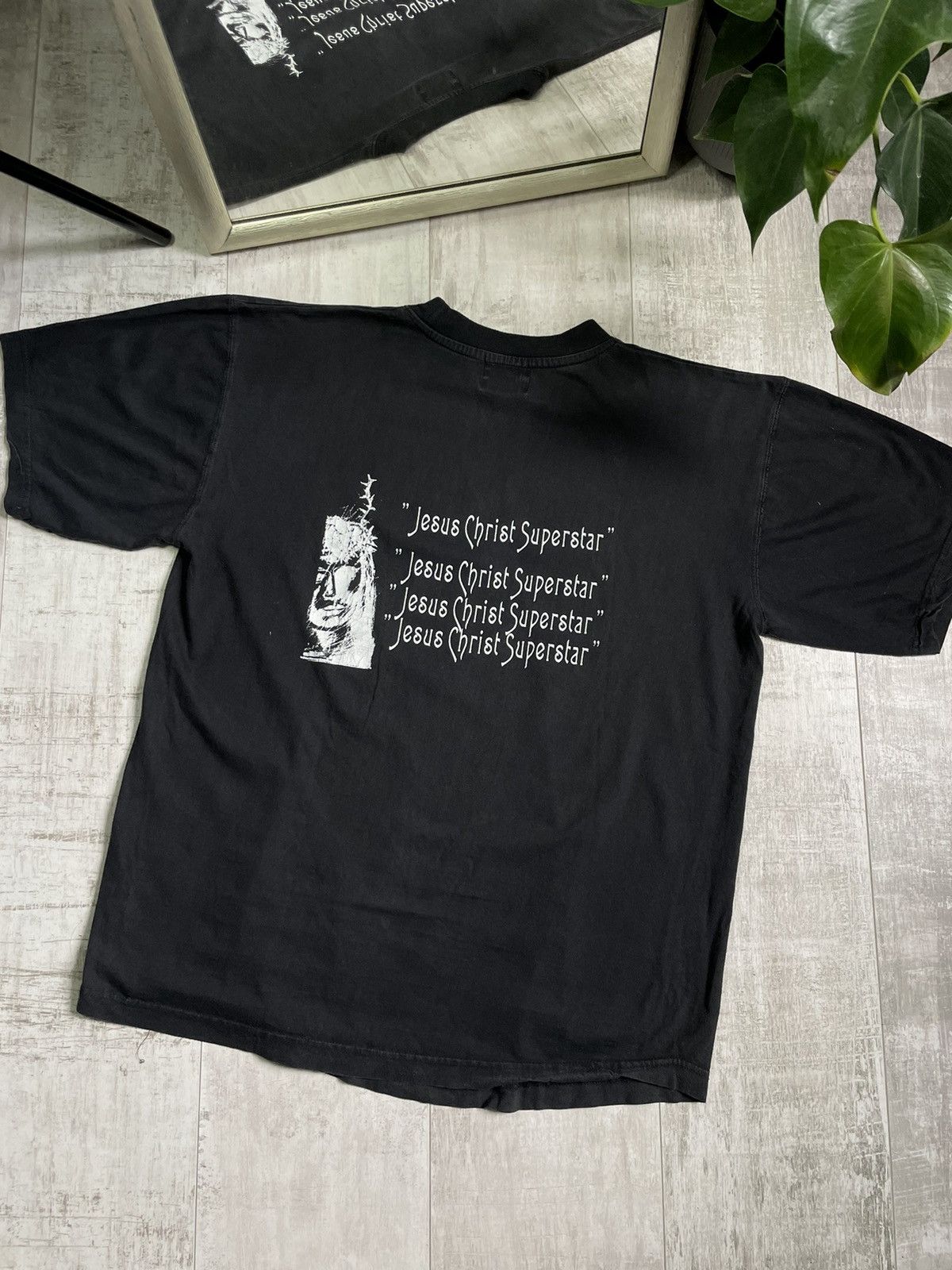 Vintage Vintage 90’s “Jesus Christ Superstar” T-Shirt Y2K Black Size US L / EU 52-54 / 3 - 4 Thumbnail
