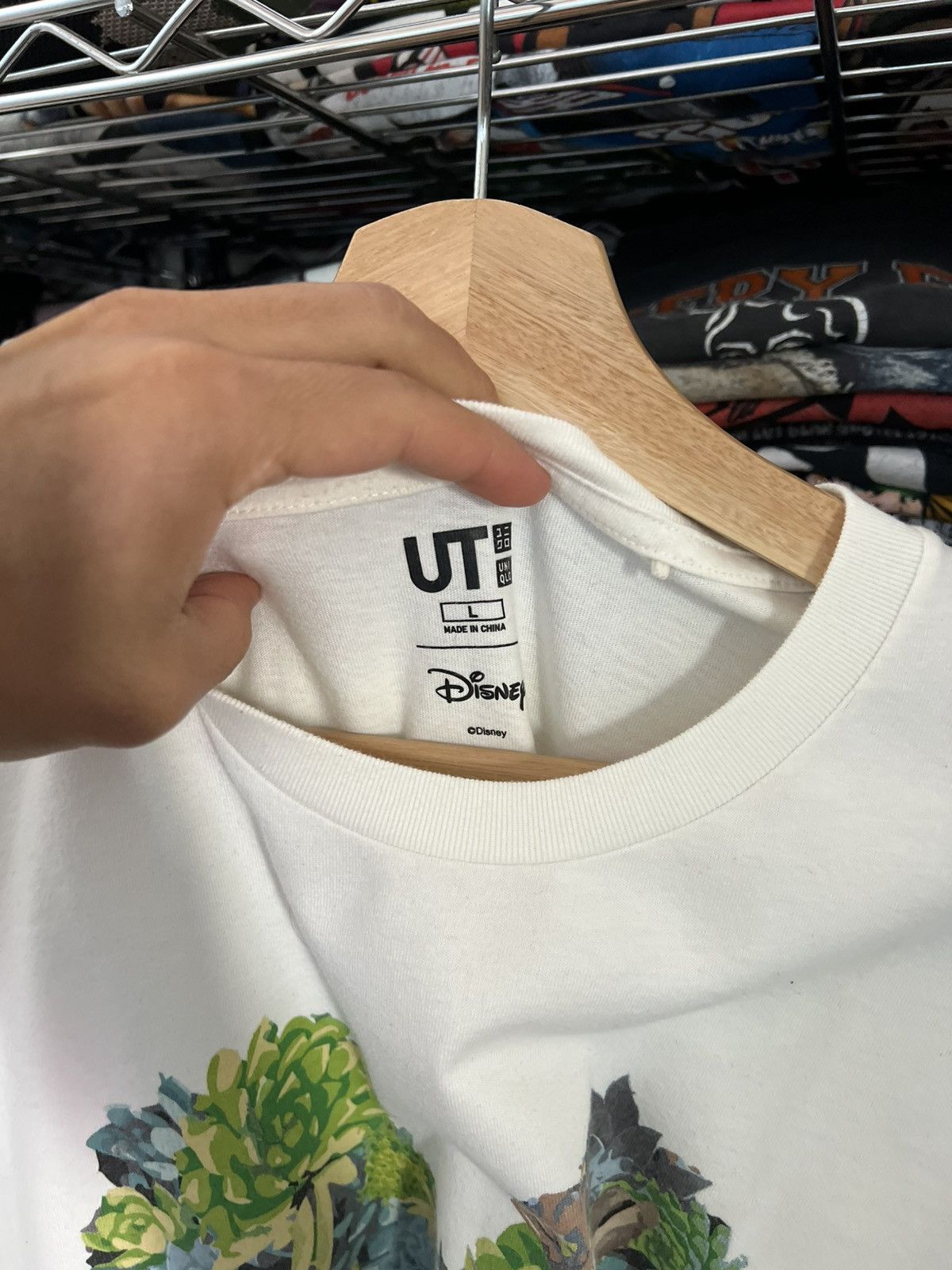 Uniqlo Uniqlo x Disney Mickey Mouse Tee Size US L / EU 52-54 / 3 - 4 Thumbnail