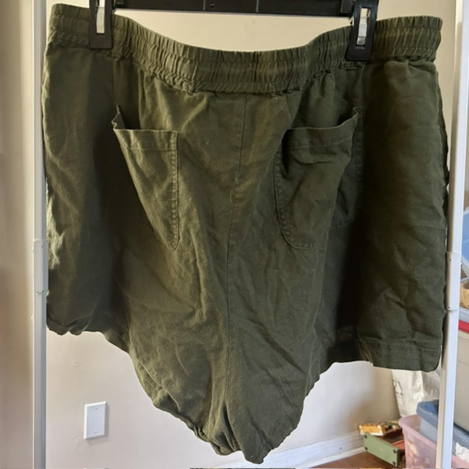 Other NY & Company Olive Green Elastic Waist Shorts XXL Size US 40 / EU 56 - 3 Thumbnail