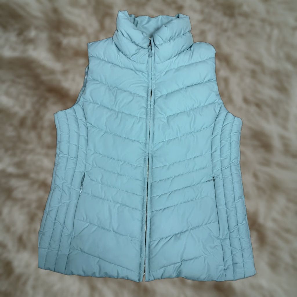 Talbots Talbots Women's Blue Quilted Insulated Vest Outdoor Full Zip Sleeveless Sz M Stepped Sleeveless Quilted Vest Insulated Blue Size M / US 6-8 / IT 42-44 - 1 Thumbnail