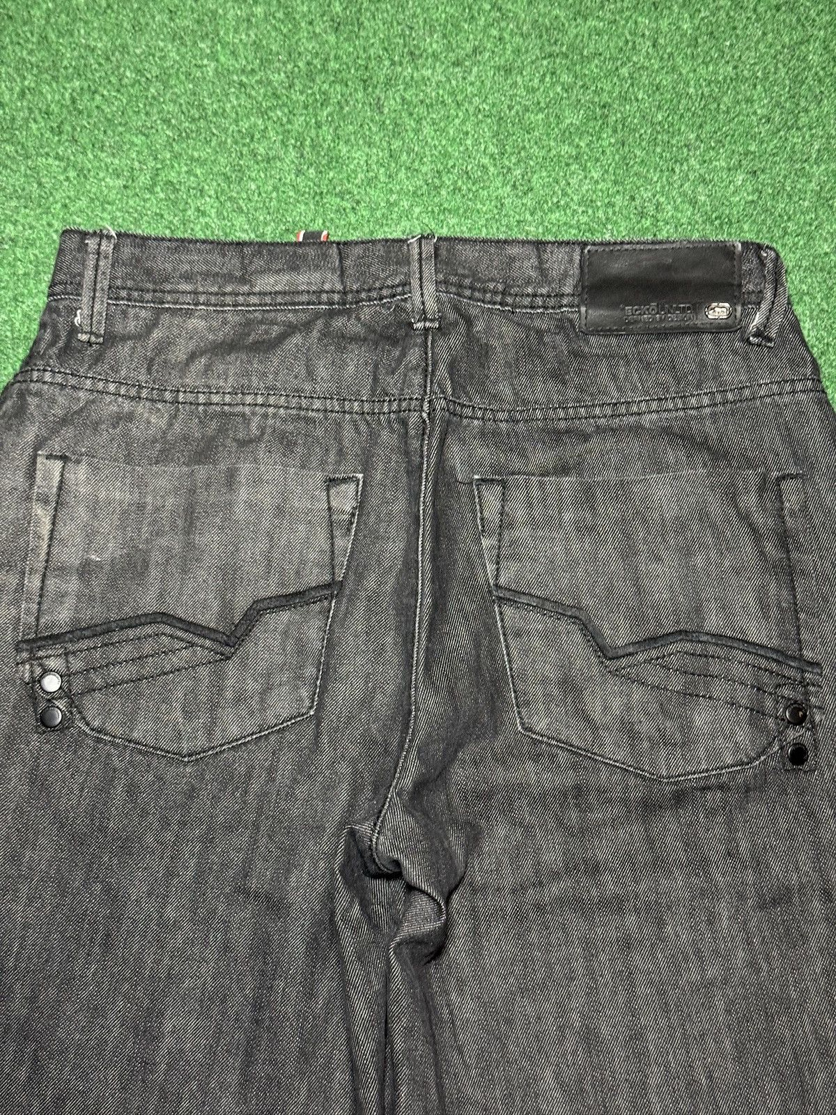 Ecko Unltd. Ecko Unltd Baggy Black Jorts Grunge 34 14” Denim Shorts Size US 34 / EU 50 - 2 Thumbnail