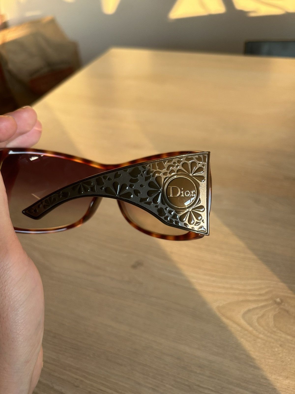 Dior Tortoise Cherrytree Sunglasses Size ONE SIZE - 6 Thumbnail