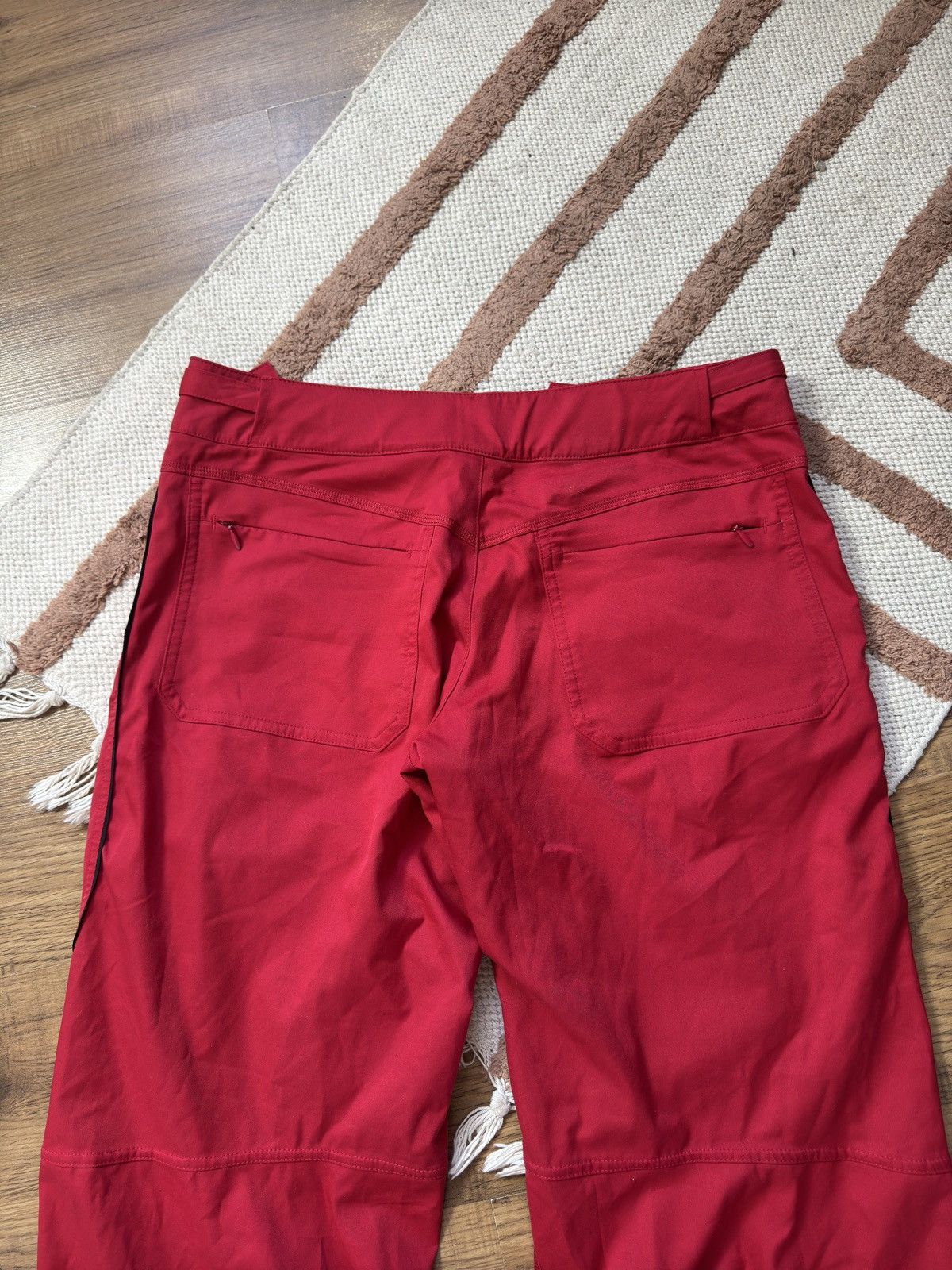 Nike VINTAGE NIKE RED NYLON DRAWSTRING PANTS Size 32" / US 10 / IT 46 - 6 Thumbnail