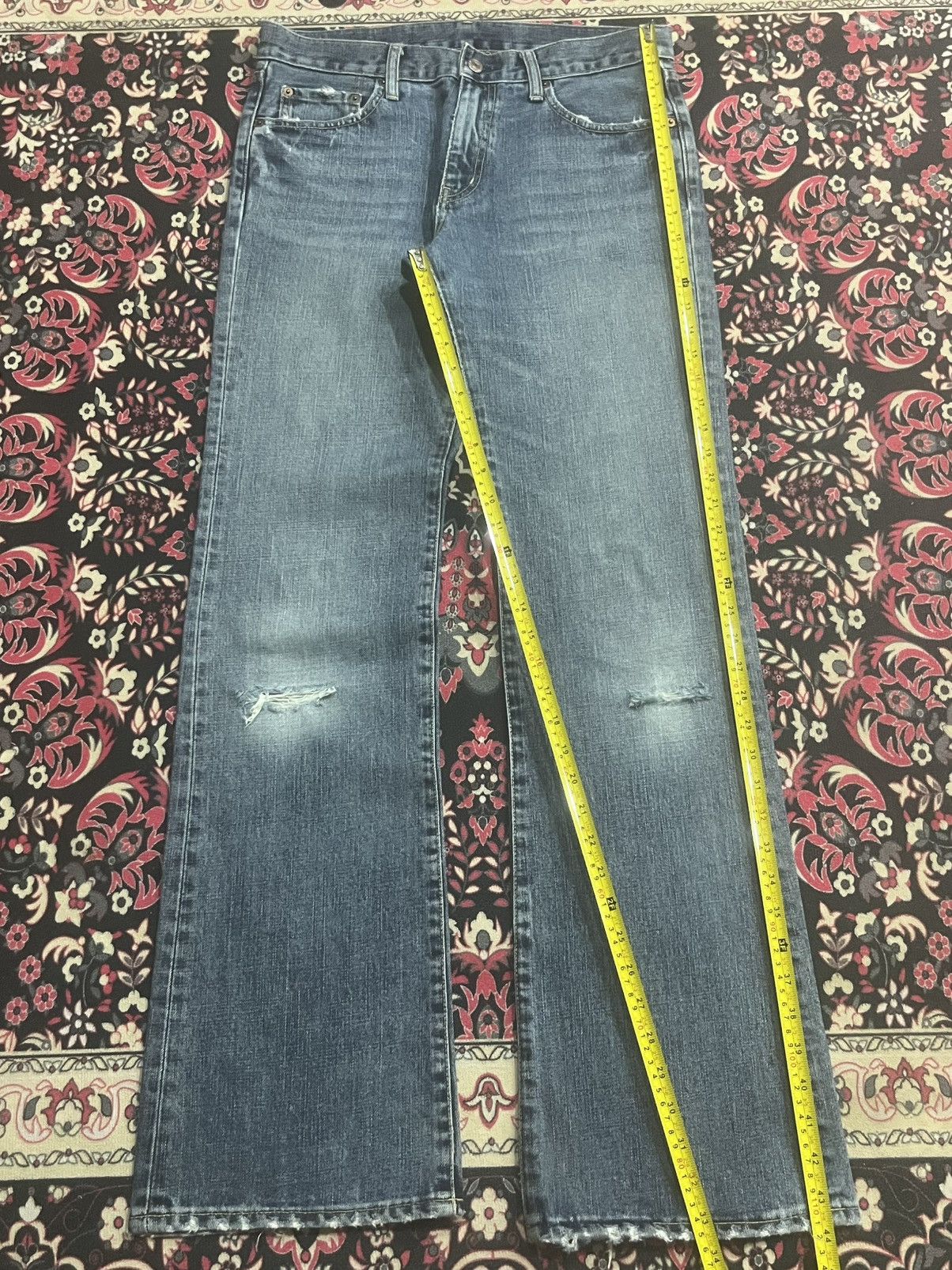 Undercover × Uniqlo Vintage Uniqlo Classic Blue Washed Distressed Flare Jeans Size US 31 - 11 Thumbnail