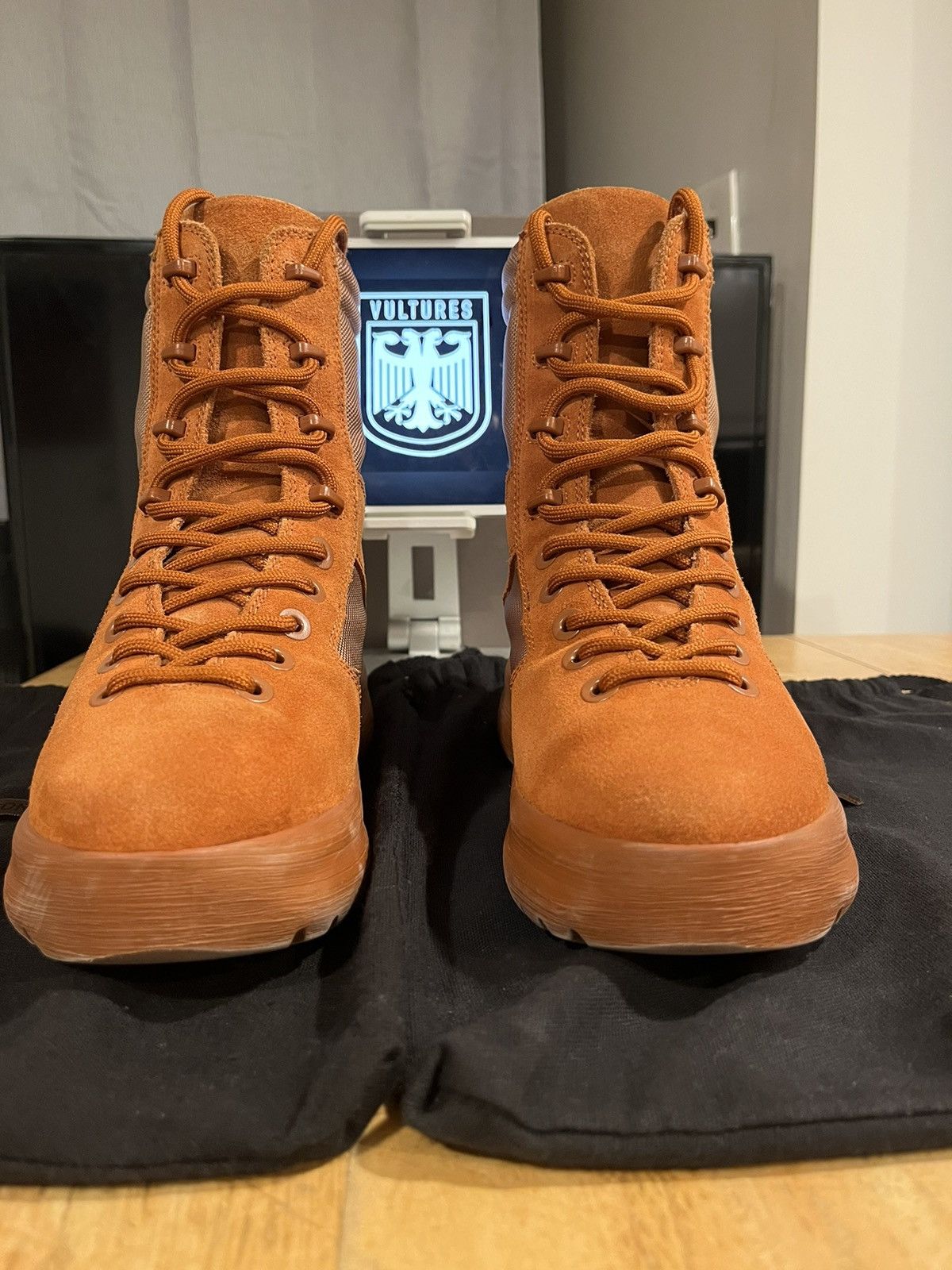 Kanye West × Yeezy Yeezy season 3 boot. Size US 7 / EU 40 - 4 Thumbnail