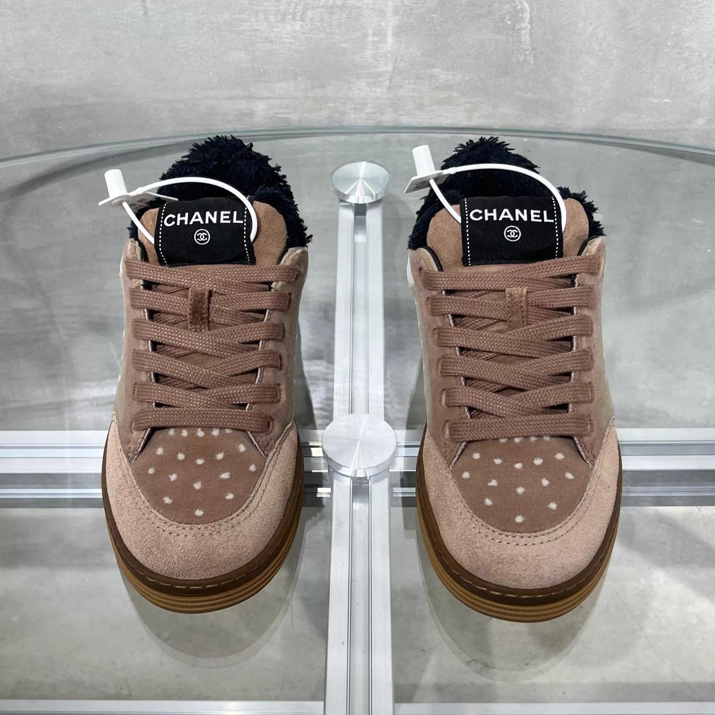 Chanel Chanel khaki suede sneakers EU 36.5 Size US 6 / IT 36 - 1 Thumbnail
