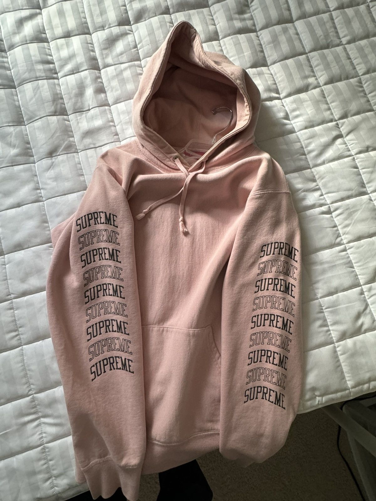 Supreme Supreme Sleeve Arc Hood Size US M / EU 48-50 / 2 - 2 Thumbnail