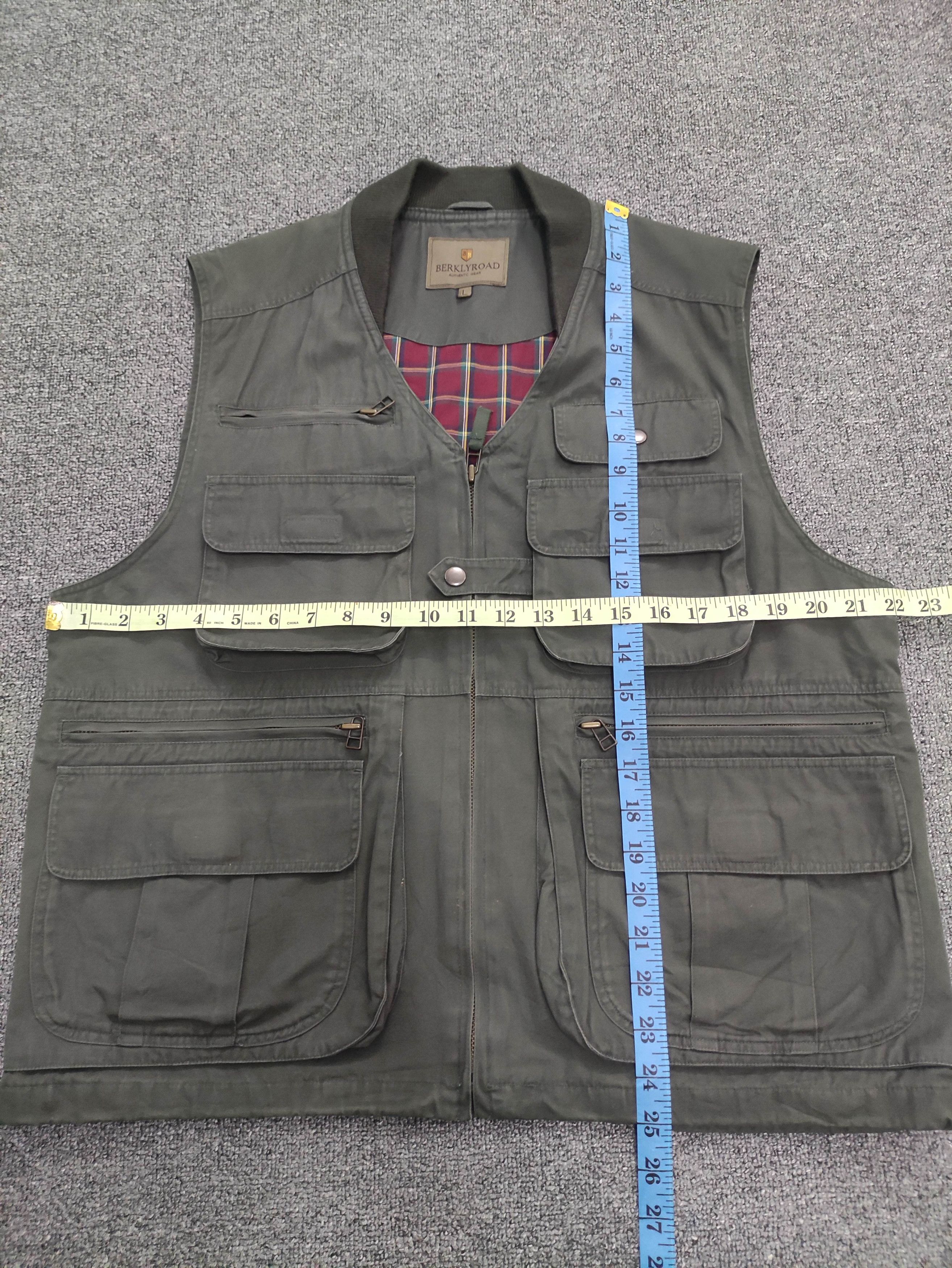 Japanese Brand Vintage Berklyroad tactical Poket Vest Zipper Size US L / EU 52-54 / 3 - 12 Thumbnail