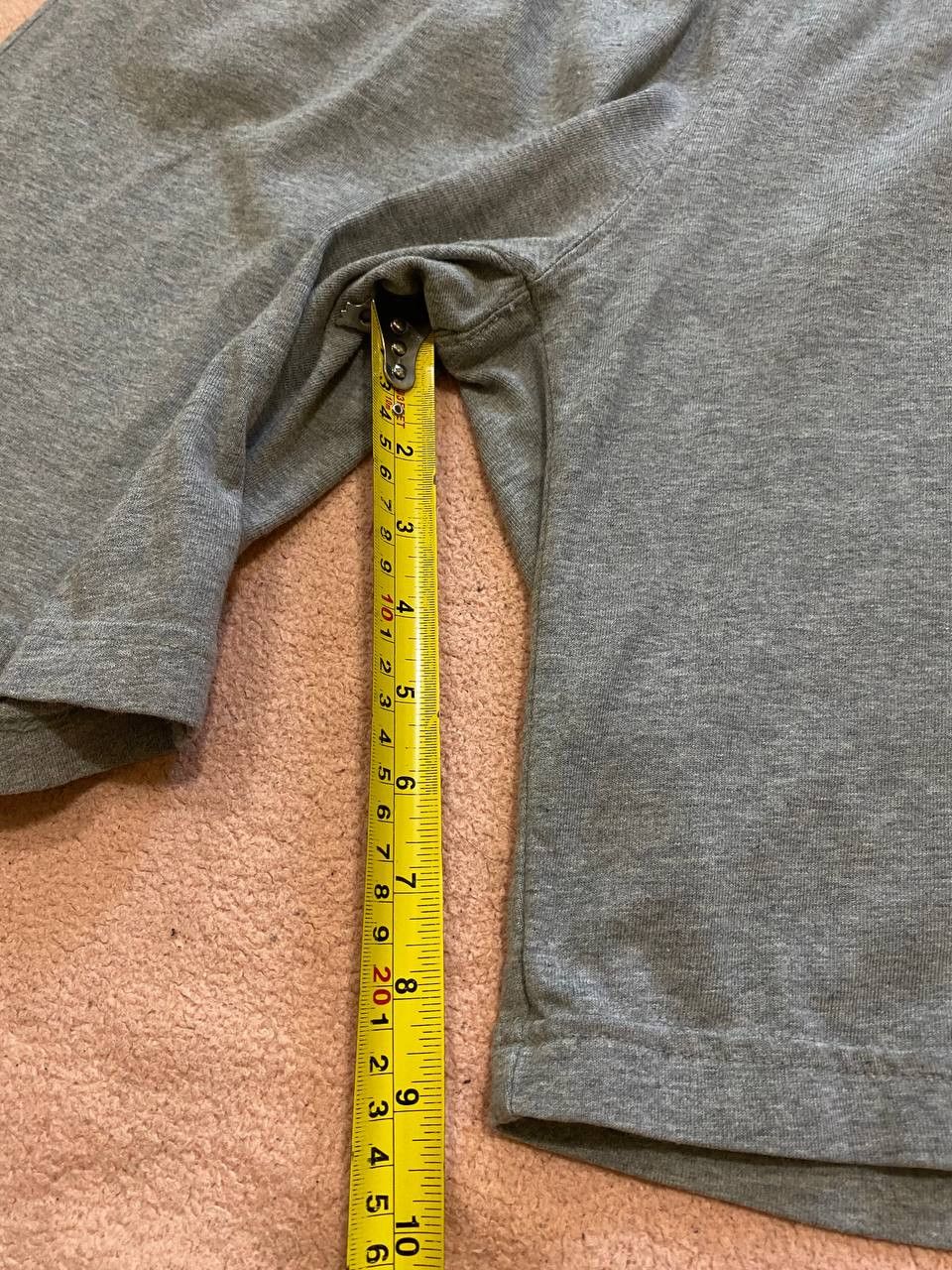 Nike Y2K shorts Nike gray Vintage logo Size US 36 / EU 52 - 12 Thumbnail