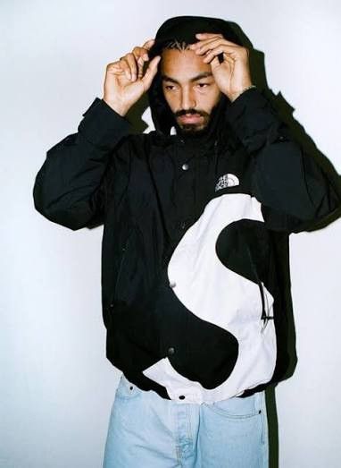 Supreme × The North Face 🔥Supreme x The North Face S Logo Mountain Jacket/Windbreaker Size US M / EU 48-50 / 2 - 22 Thumbnail