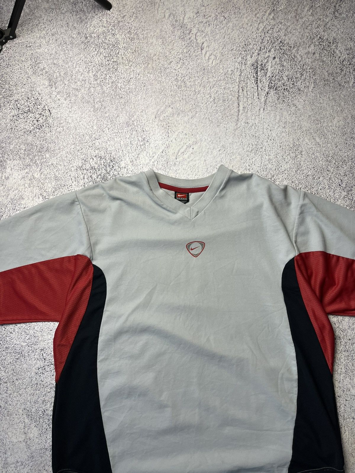 Nike Mens Vintage Nike T-Shirt centre swoosh Rare Size US XL / EU 56 / 4 - 6 Thumbnail
