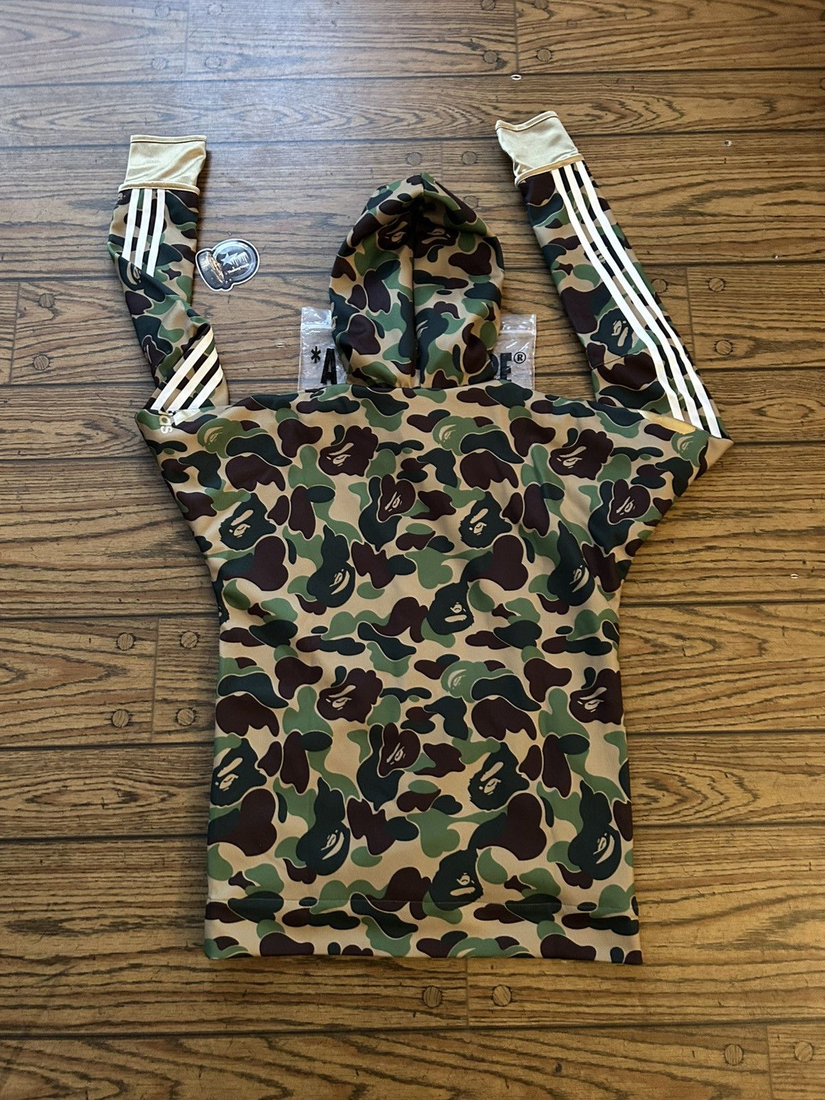 Adidas × Bape Bape x Adidas Green Camo Shark Full Zip Hoodie Size US S / EU 44-46 / 1 - 8 Thumbnail