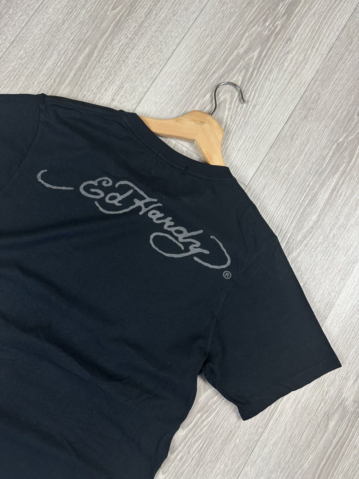 Christian Audigier × Ed Hardy × Japanese Brand Vintage Women’s Ed Hardy T-Shirt Made in USA Size S / US 4 / IT 40 - 5 Thumbnail