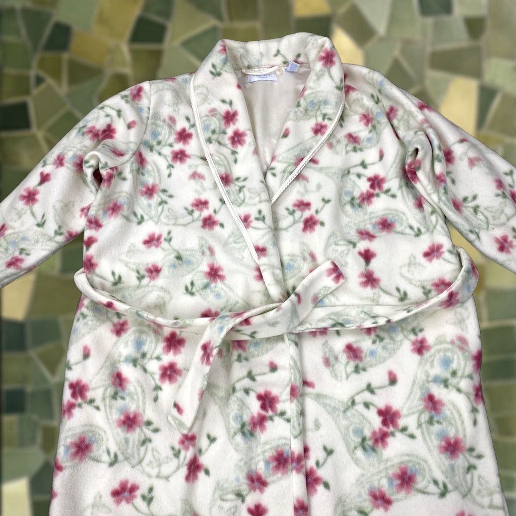 Vintage Erika Taylor Intimates Robe Womens Small White Fleece Floral Belted Lounge Size ONE SIZE - 1 Thumbnail