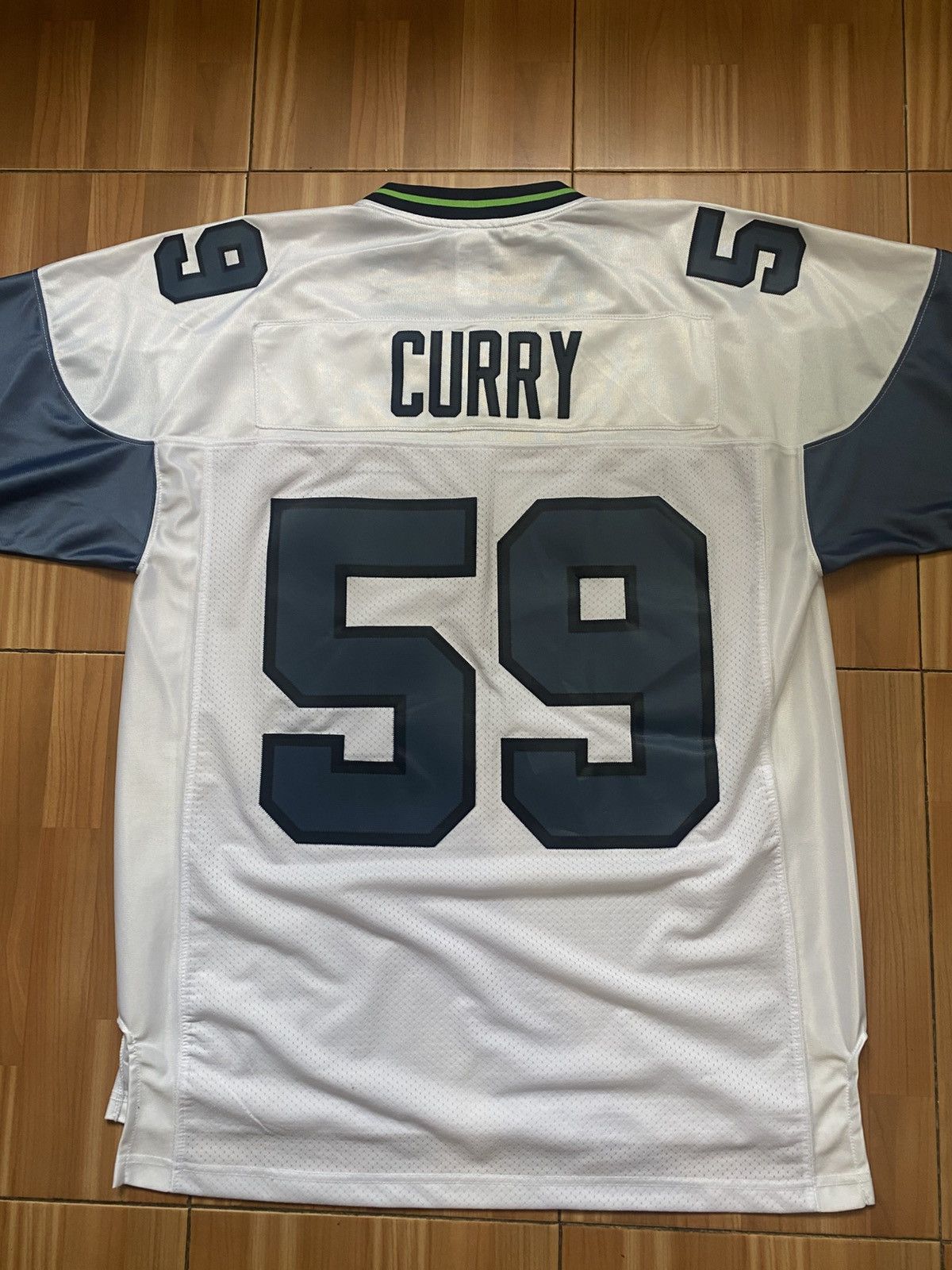 Reebok Reebok Seattle Seahawks Singed #59 Aaron Currey Jersey Mens Size US L / EU 52-54 / 3 - 8 Thumbnail