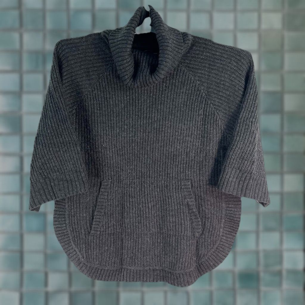 Ugg UGG Turyle-Neck Poncho Pullover Wool Blend Sweater Women’s Size L Grey Size L / US 10 / IT 46 - 1 Thumbnail