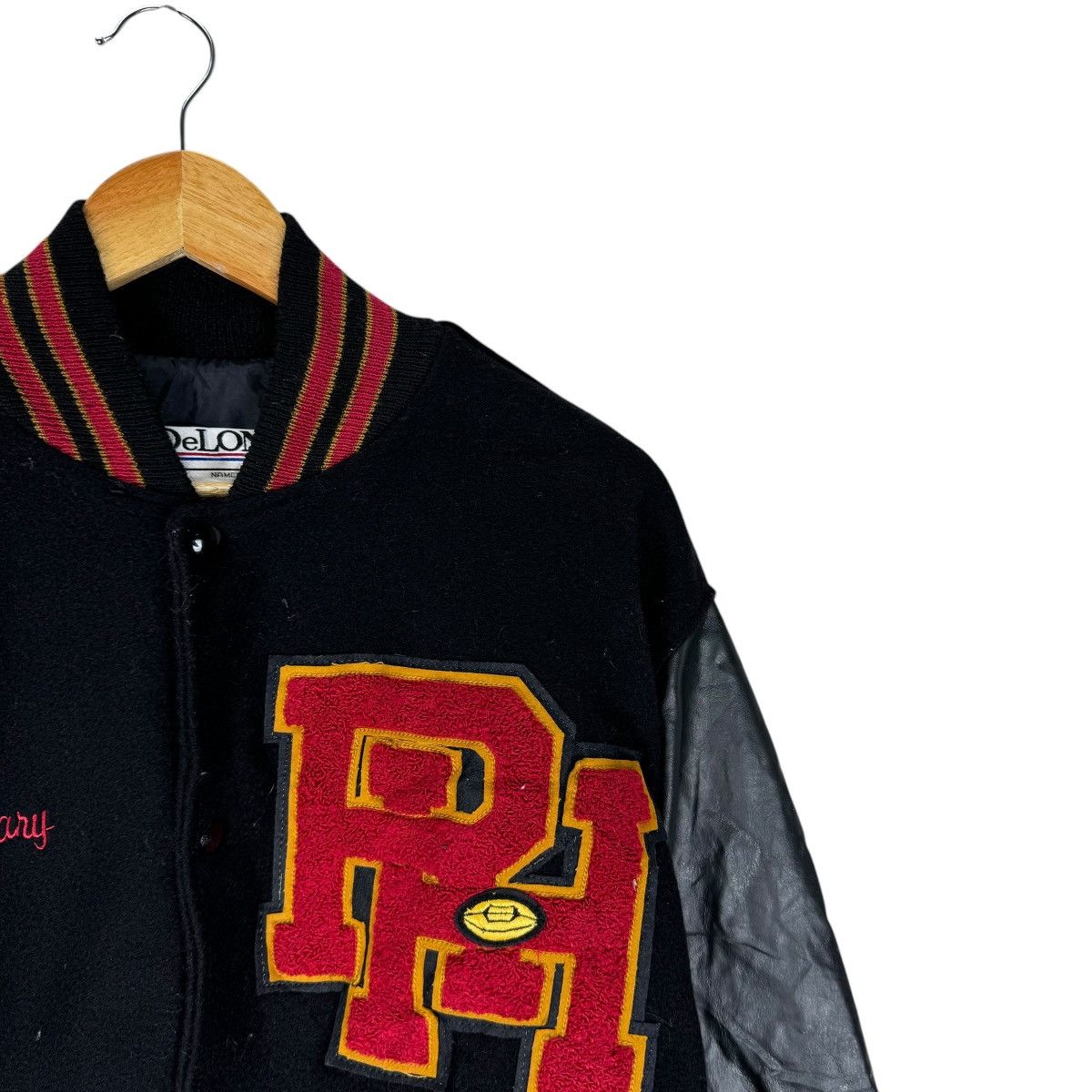 Delong × Vintage 🌟DELONG RUGBY VARSITY LEATHER JACKET Size US XL / EU 56 / 4 - 4 Thumbnail