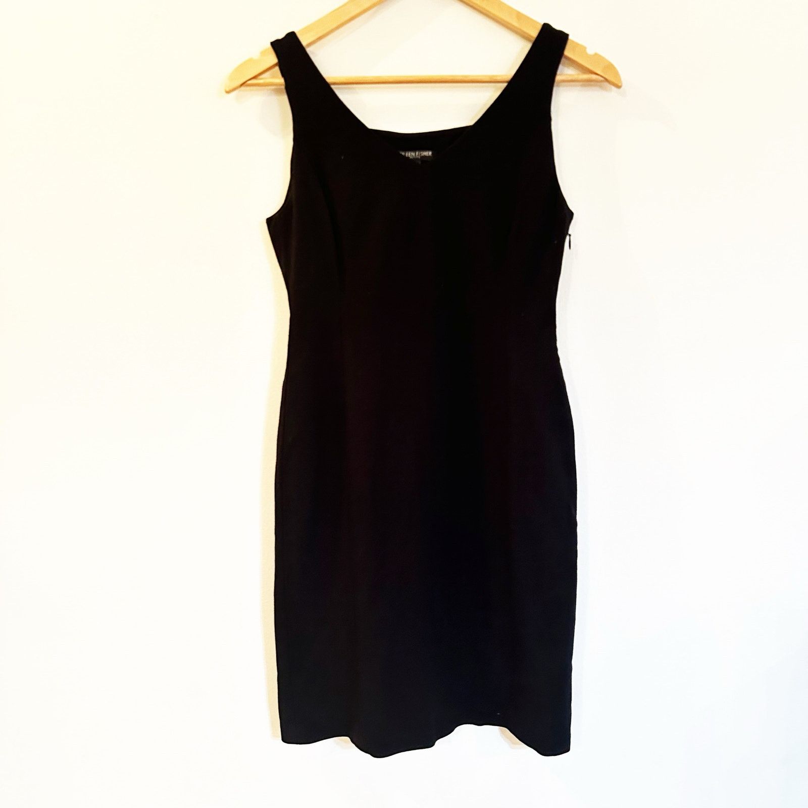 Eileen Fisher Eileen Fisher Black Ponte Knit V Neck Dress Sleeveless Sz PP Size XS / US 0-2 / IT 36-38 - 1 Thumbnail