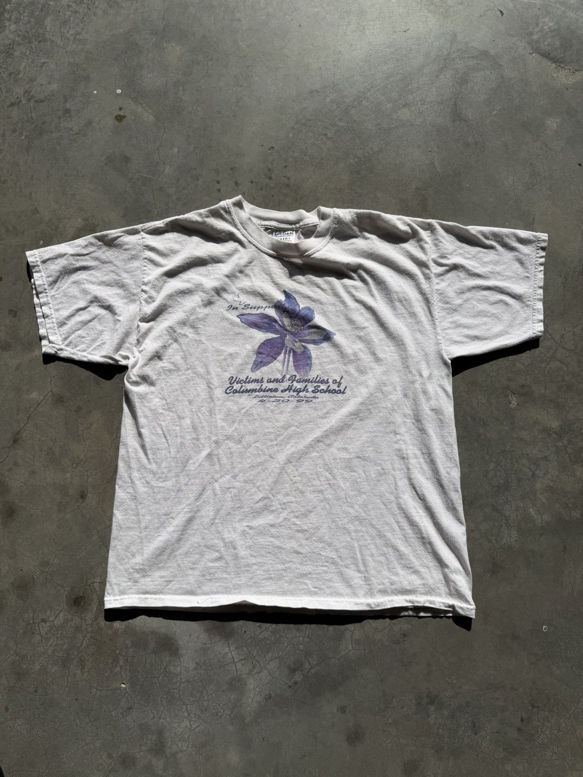 Vintage Vintage Columbine Shooting Remembrance Tee Size US XL / EU 56 / 4 - 4 Thumbnail