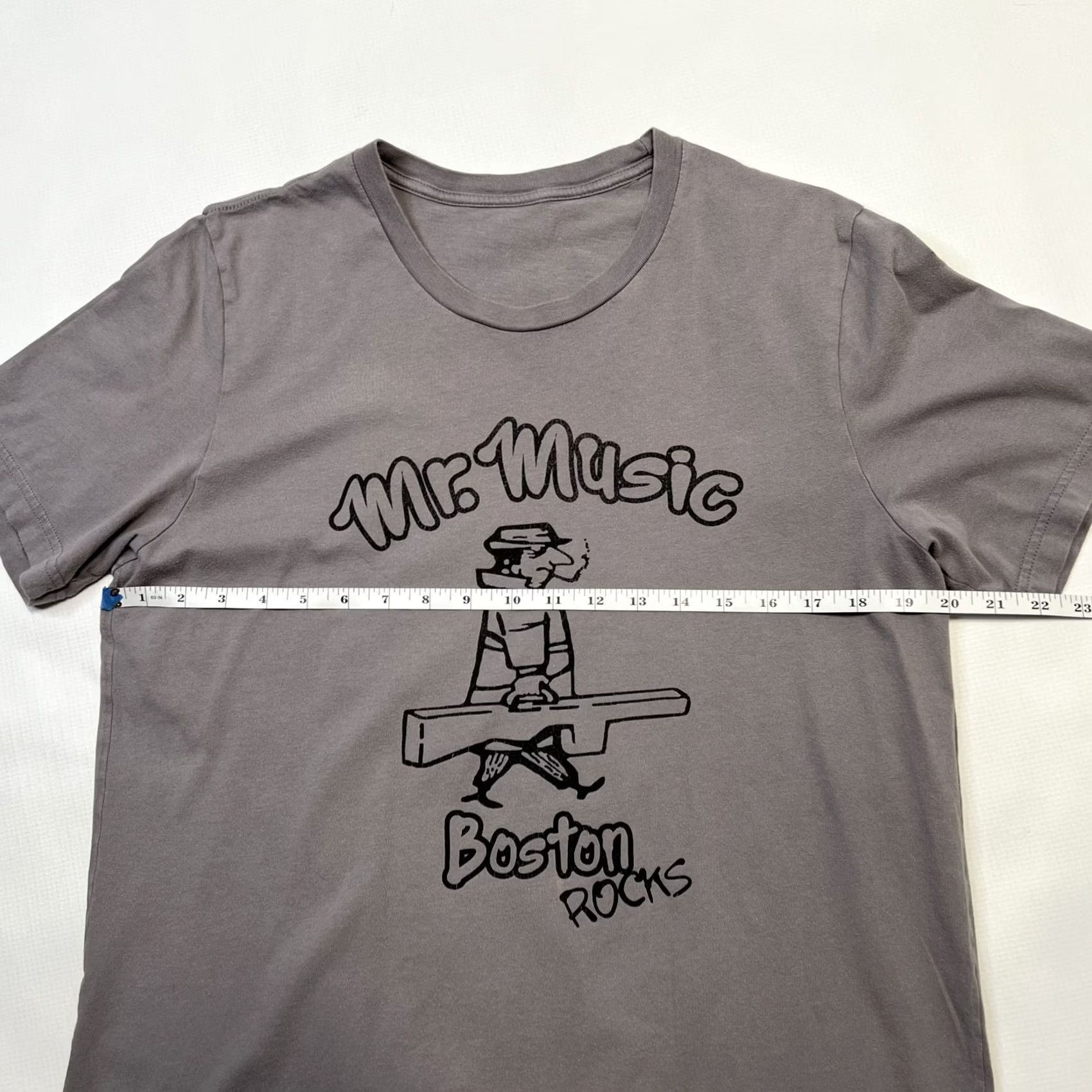 Vintage Mr. Music Boston Rocks Shirt Mens Large Gray Graphic Tee Musician Smoking Cartoon Size US L / EU 52-54 / 3 - 4 Thumbnail