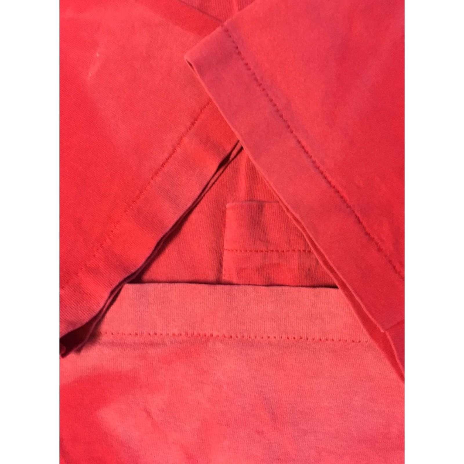Vintage VINTAGE 90s Faded Distressed Shirt XL USA Single Stitch Grunge Surf Punk Skate Trend Basics Shirt Mens Red Pocket T-Shirt USA Grunge 90s XL Mens Size US XL / EU 56 / 4 - 2 Thumbnail