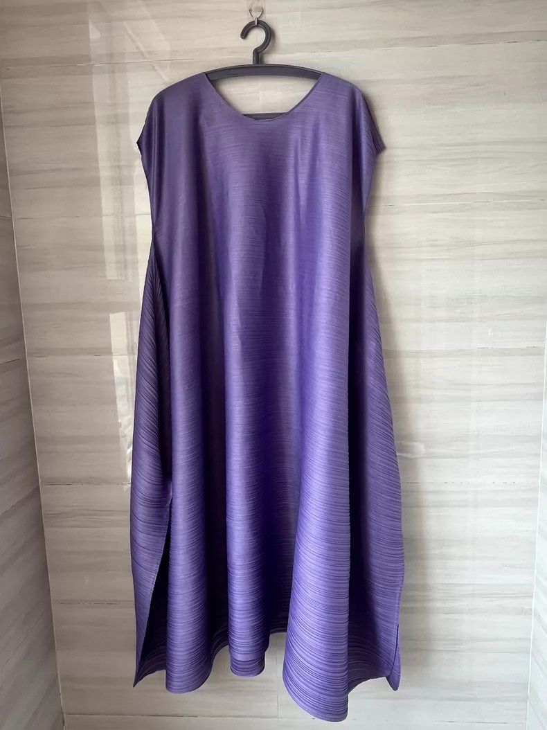 Issey Miyake Issey Miyake size:5 Purple dress Size XS / US 0-2 / IT 36-38 - 1 Thumbnail