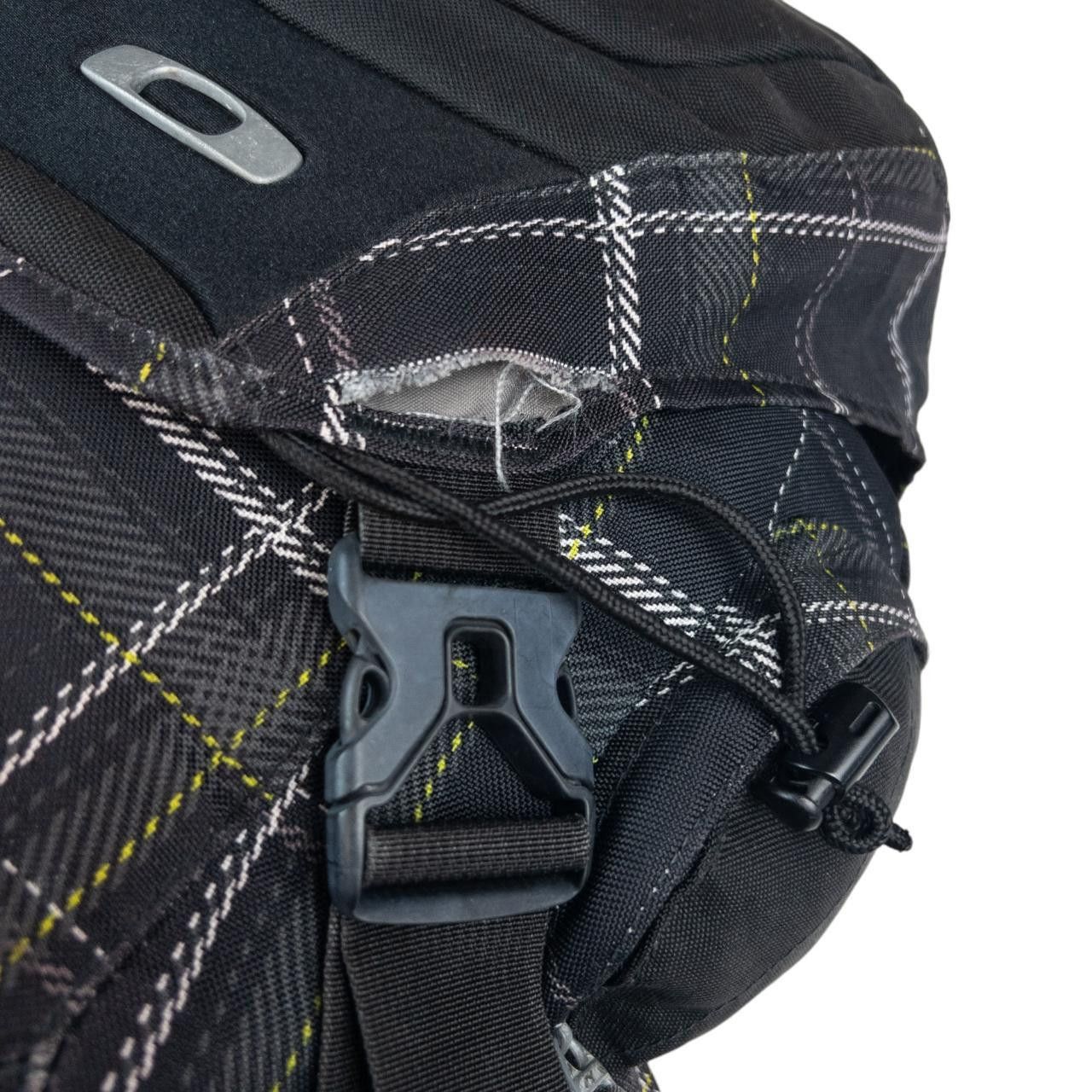 Oakley Vintage Oakley Multi Pocket Backback Size ONE SIZE - 8 Thumbnail