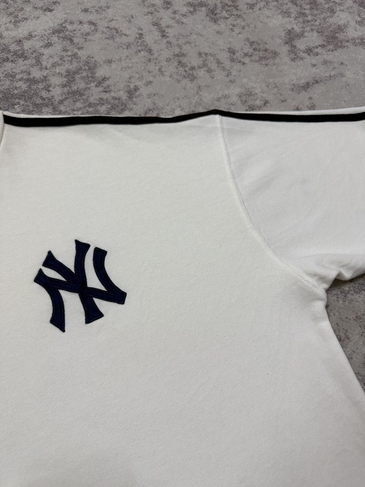 New York Yankees New York Yankees Boxy Shortsleeve Sweatshirt Size US L / EU 52-54 / 3 - 5 Thumbnail