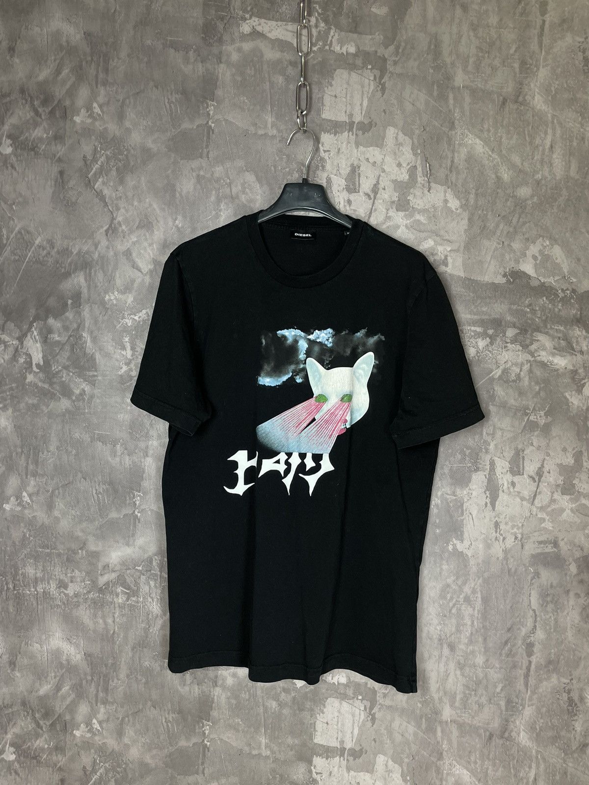 Diesel × Japanese Brand × Vintage Y2K Diesel T Shirt Vintage 3D Cat Logo Avantgarde Style Size US M / EU 48-50 / 2 - 1 Thumbnail