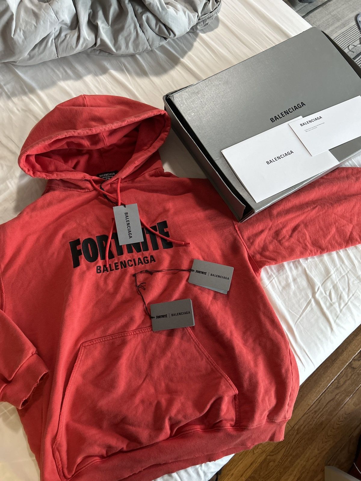 Balenciaga 2021 Fortnite X Balenciaga Red Hoodie Size Large 157/200 Size US L / EU 52-54 / 3 - 1 Thumbnail
