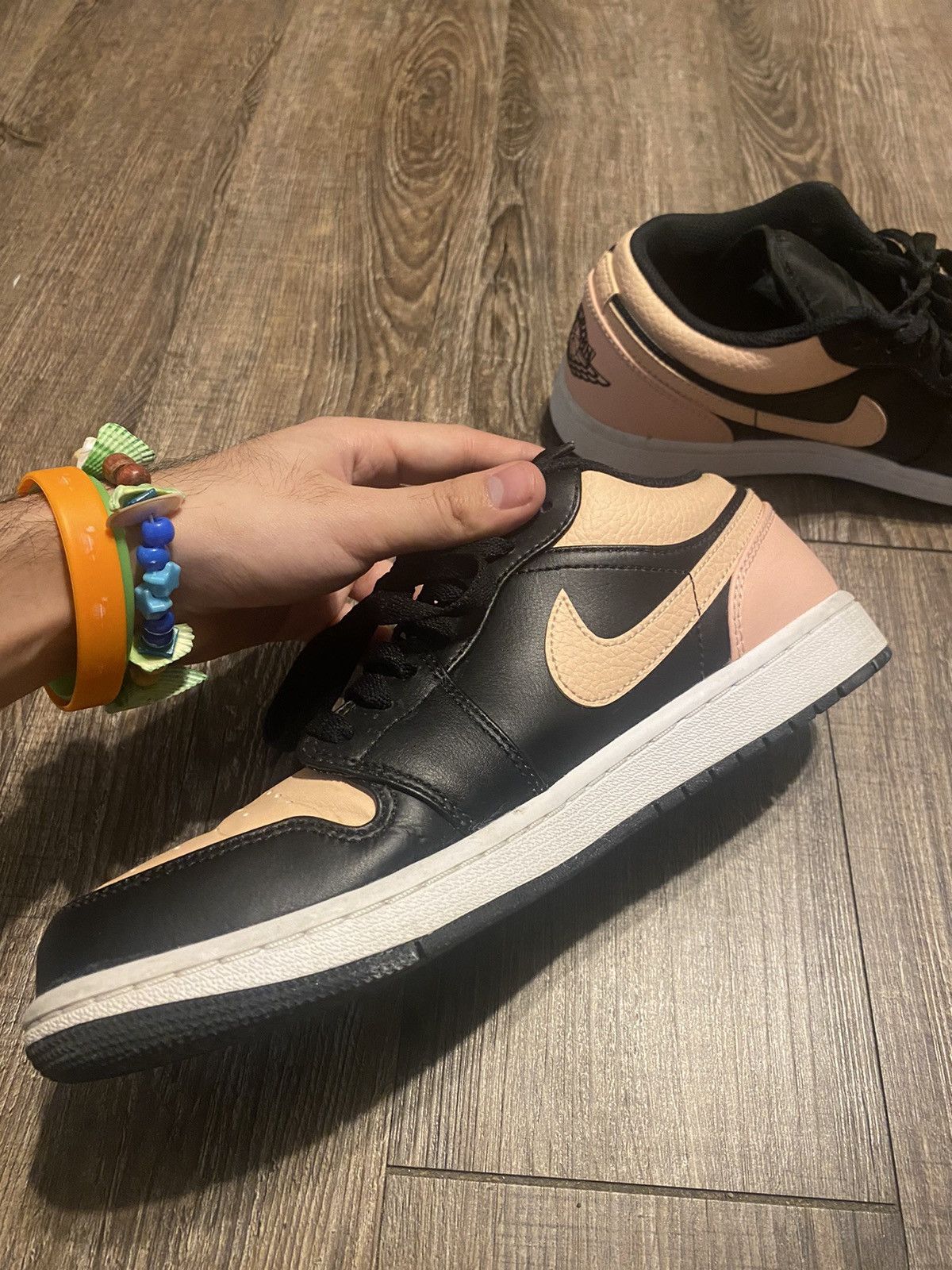 Jordan Brand × Nike Jordan 1 Crimson Tint Size US 8.5 / EU 41-42 - 5 Thumbnail
