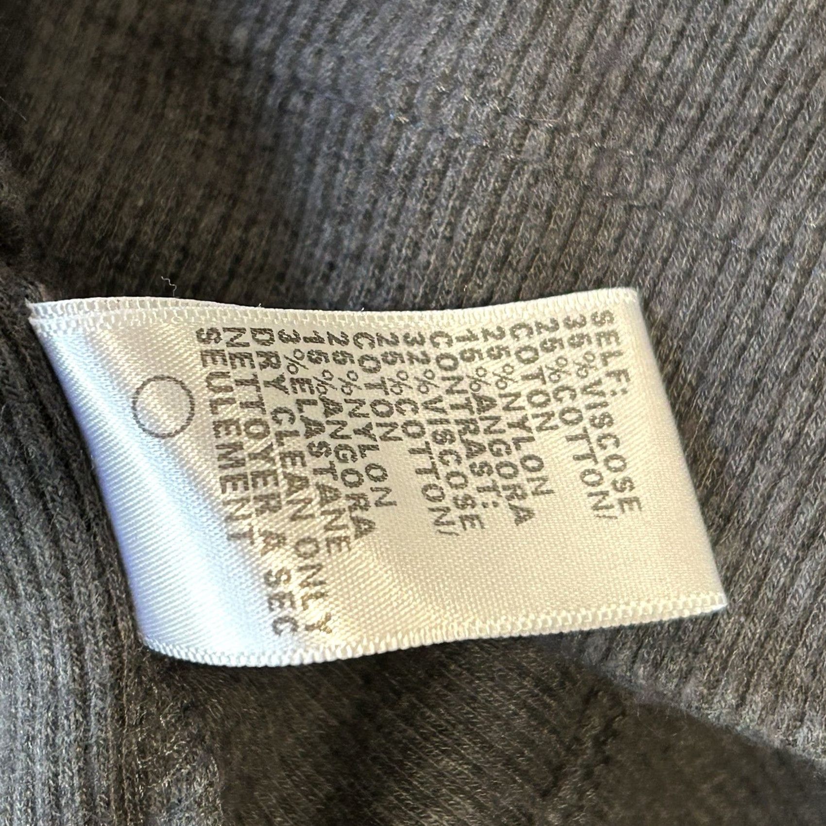James Perse VINTAGE James Perse Crossover Sweater Deep V-Neckline Long Sleeve Womens 2 Gray Knit Pullover Regular Womens Size XS / US 0-2 / IT 36-38 - 7 Thumbnail