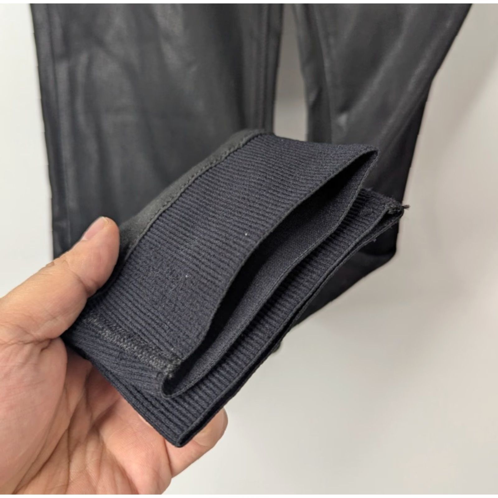Rag & Bone NWT Rag & bone The Danny Coated Black Jogger Pants Leggings XS Pull-On Women Size XS Black Wax Coated Joggers Elastic Waist Hem Size 26" / US 2 / IT 38 - 2 Thumbnail