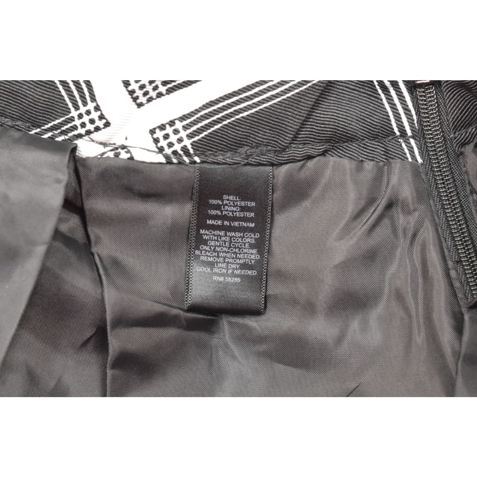 Express Express Women's A Line Pleated Knee Length Skirt Black Geometric Size 8 Polyester Size 30" / US 8 / IT 44 - 7 Thumbnail