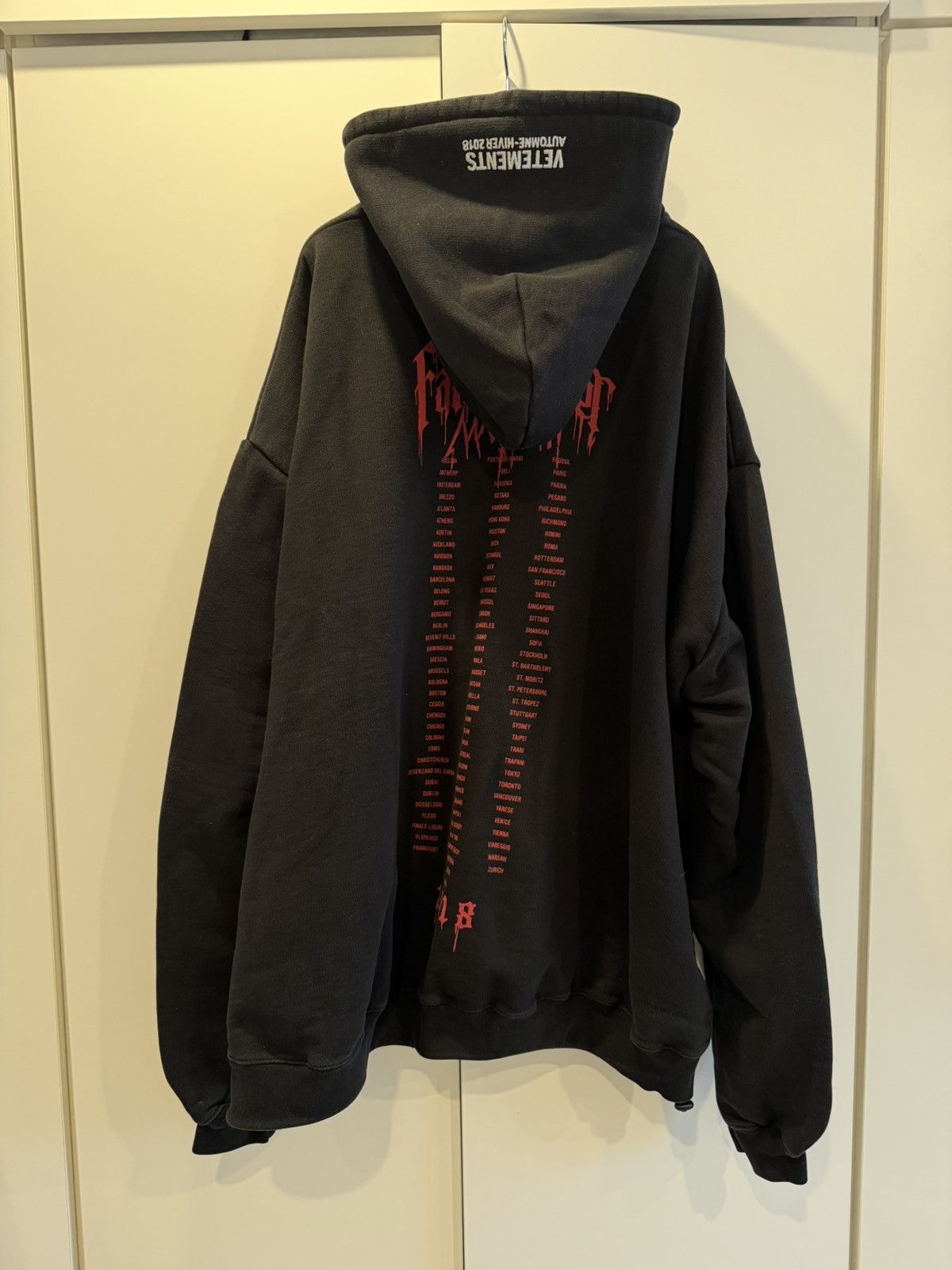 Vetements *Rare* Vements 2018 hoodie Size US XS / EU 42 / 0 - 4 Thumbnail