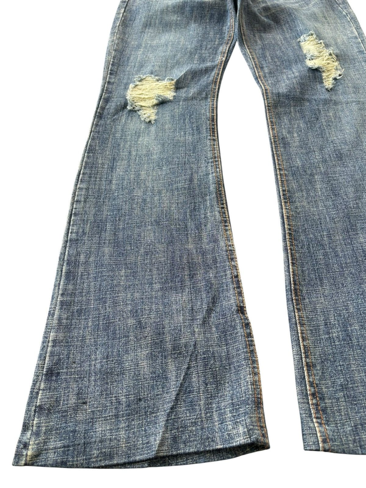 Yasuyuki Ishii Vintage Japanese Brand Blue Wash Distress Flare Jeans Size 30" / US 8 / IT 44 - 6 Thumbnail