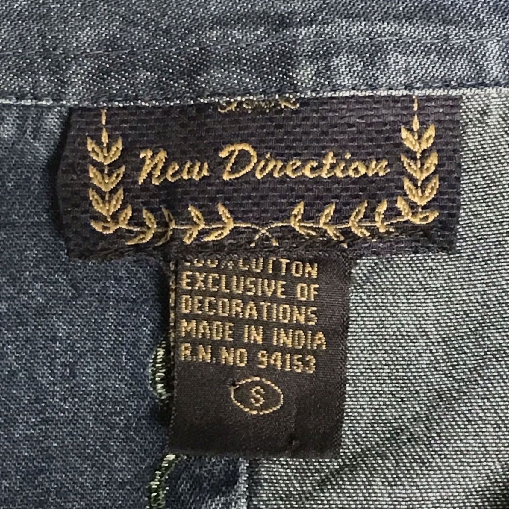 Denime VINTAGE New Direction Women Blue Geometric Quilted Button-Up Jean Denim Vest S Size 28" / US 6 / IT 42 - 3 Thumbnail