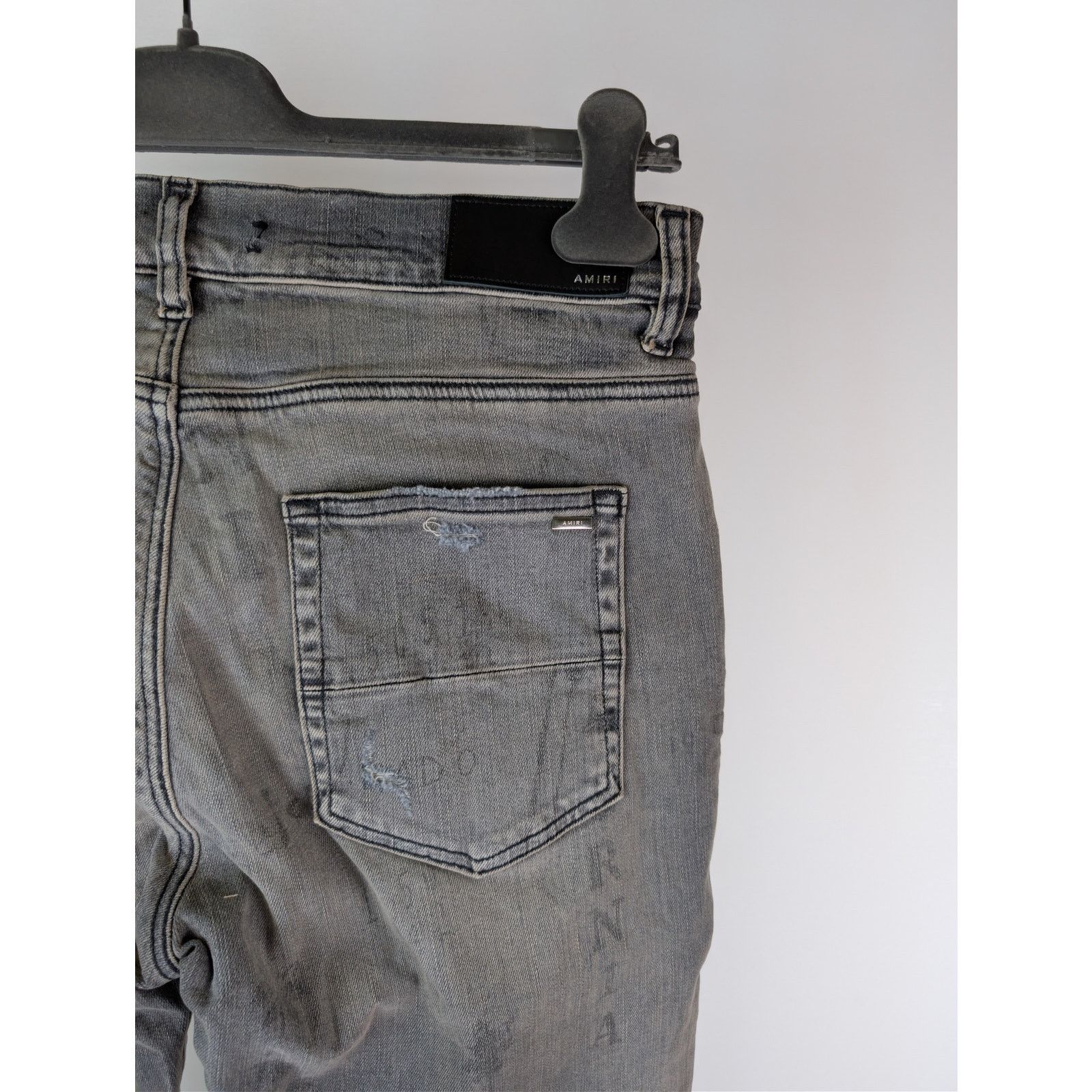Amiri o1rshd1 Q:3 / Military Stencil Jean Denim Jeans in Grey 33 Size US 33 - 12 Thumbnail