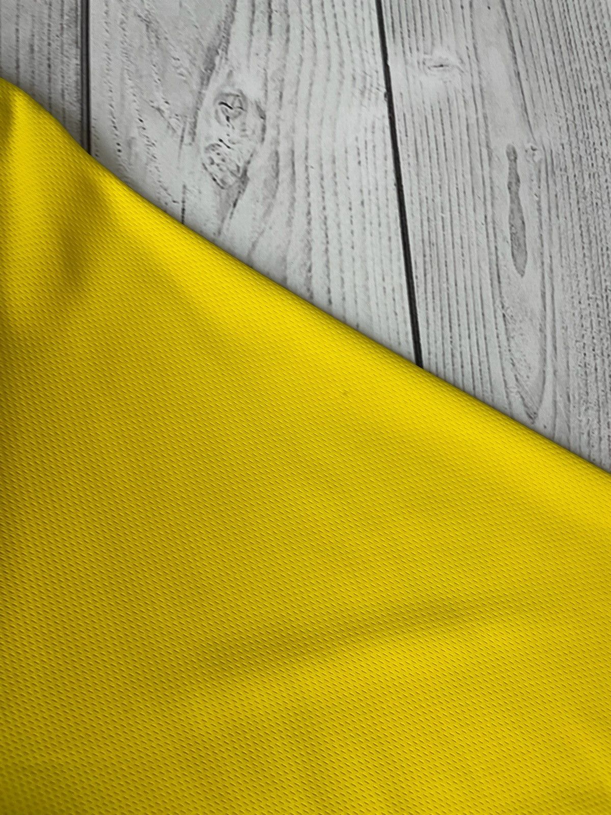 Nike Vintage nike ronaldinho 10 jersey yellow size M logo rare Size US M / EU 48-50 / 2 - 3 Thumbnail