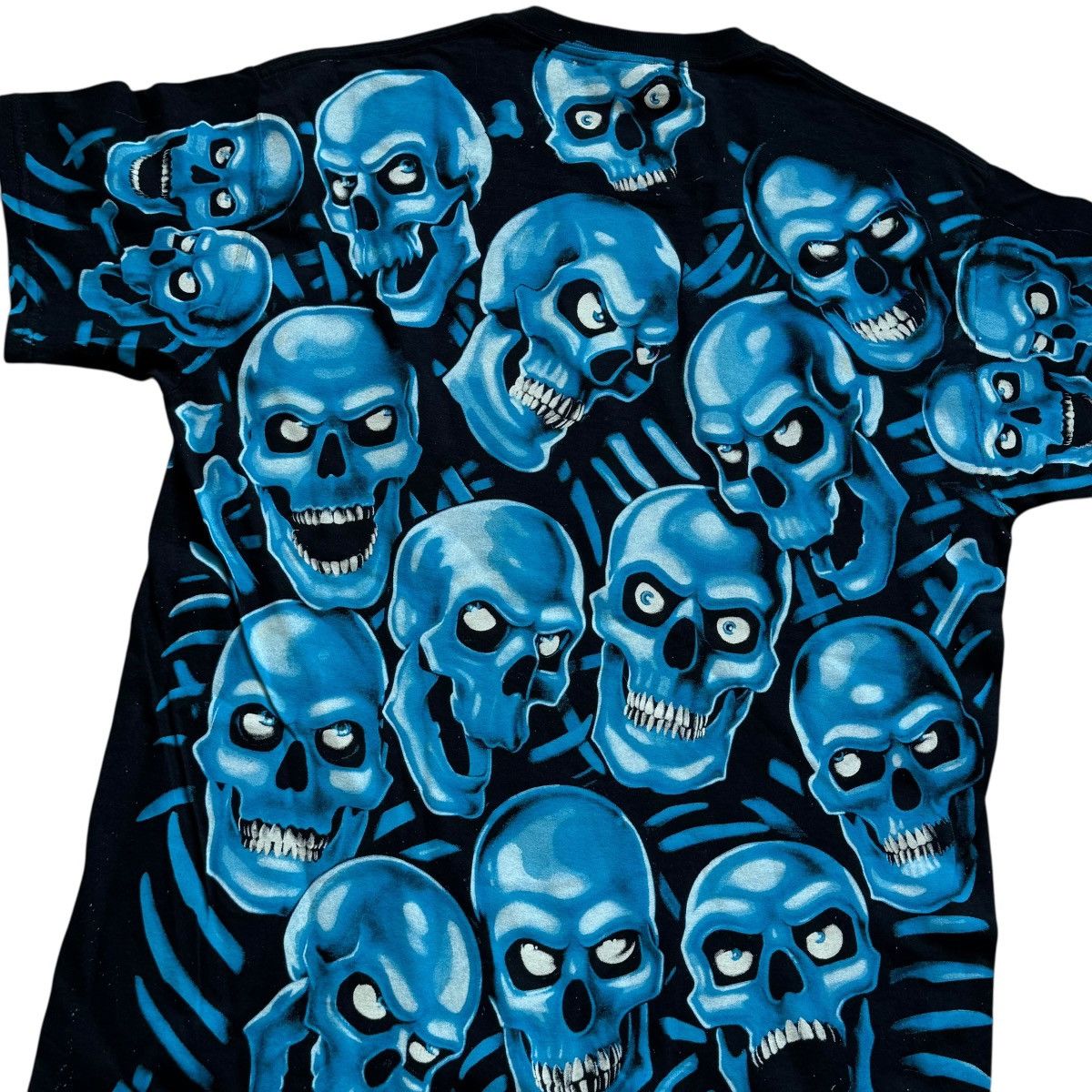 Liquid Blue liquid blue blue skulls all over print t shirt Size US M / EU 48-50 / 2 - 4 Thumbnail