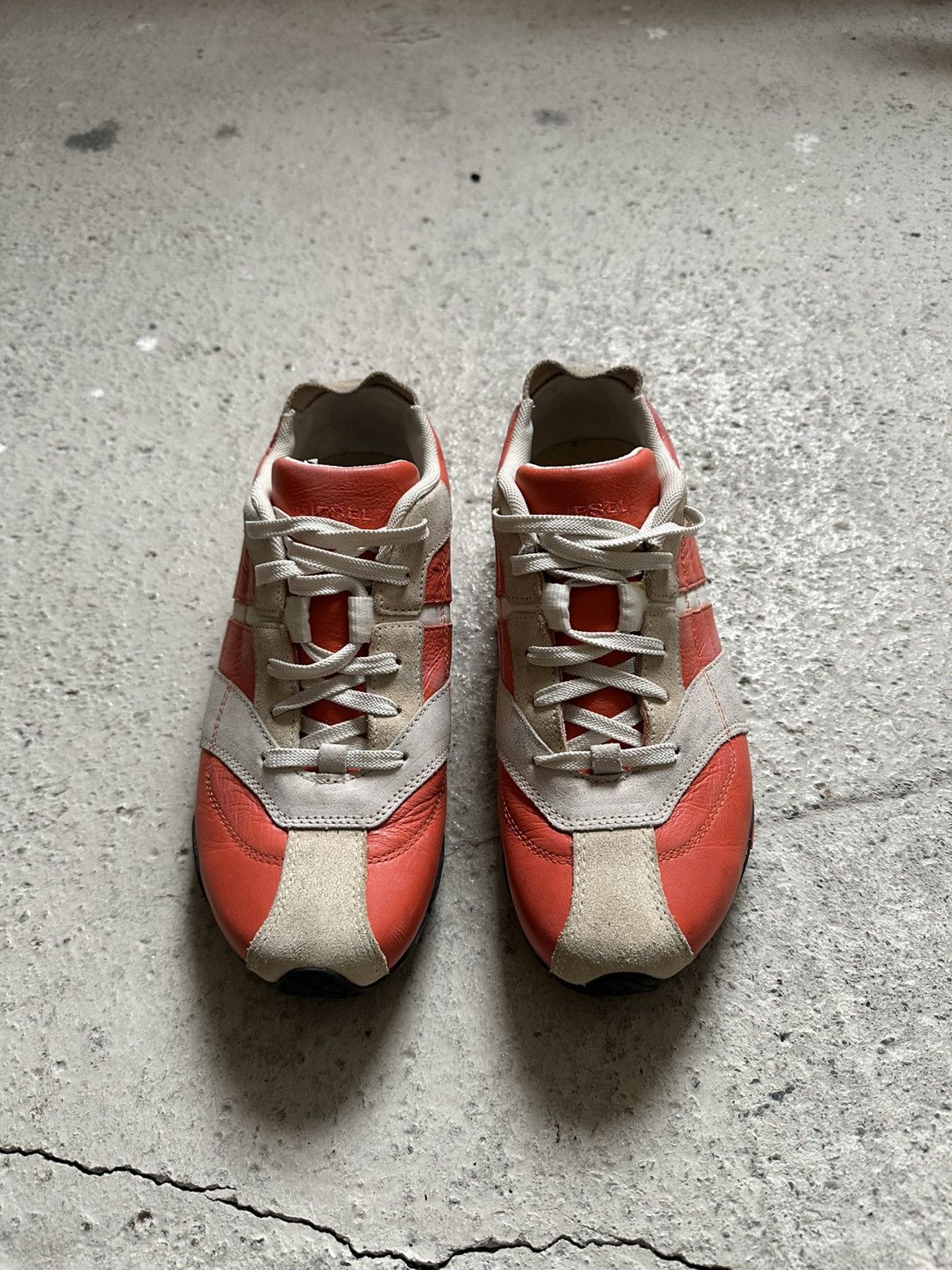 Diesel Vintage 2000s Diesel low profile leather suede sneakers Size US 9 / EU 42 - 2 Thumbnail