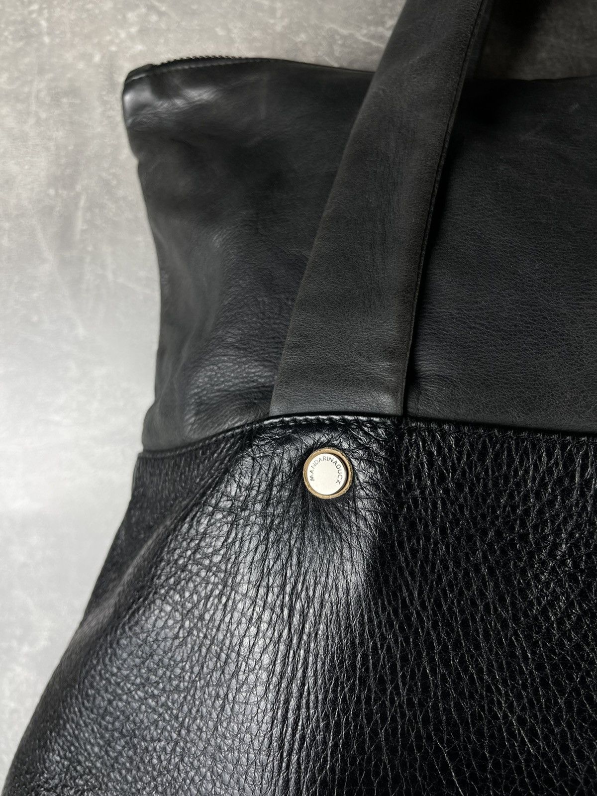 Mandarina Duck Mandarina Duck Leather Tote Shoulder Bag 2000s Black Size ONE SIZE - 6 Thumbnail