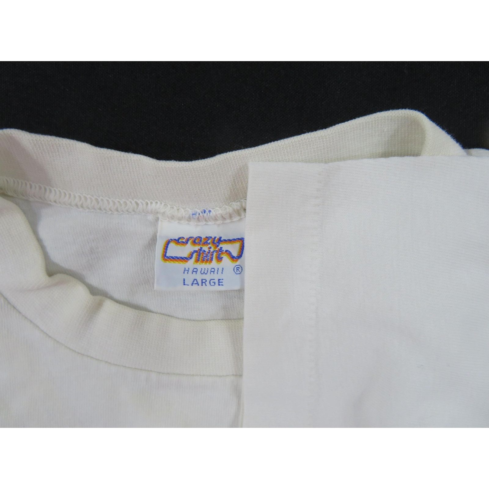 Other Crazy Shirts Hawaii Islands Surfboards White T-shirt M 1990s Size US M / EU 48-50 / 2 - 6 Thumbnail