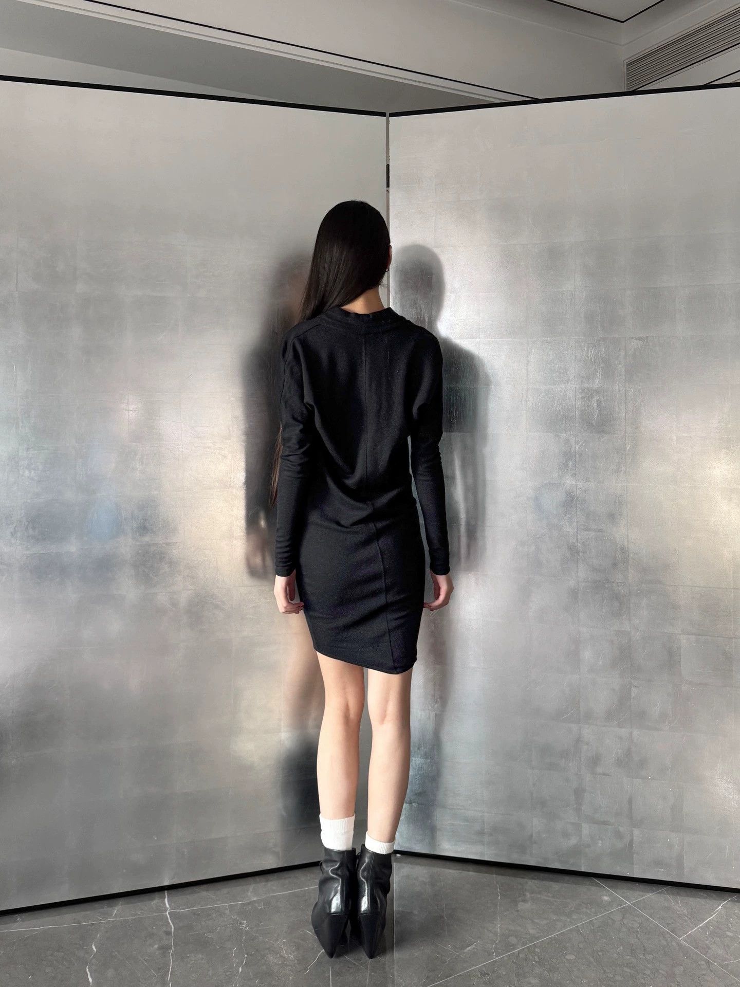 Helmut Lang Helmut Lang Vintage Wool Turtleneck Batwing Dress Size P Size M / US 6-8 / IT 42-44 - 7 Thumbnail
